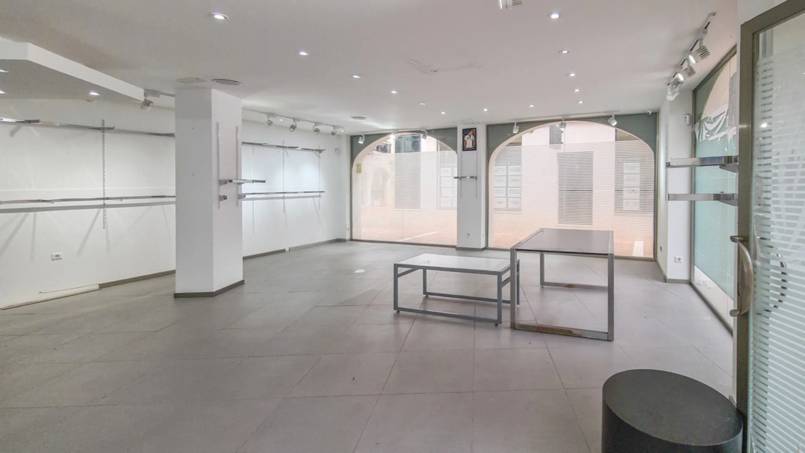 262 m² Freehold Commercial Premises in Marbella City Centre with Dual Glass Frontage on Ricardo Soriano