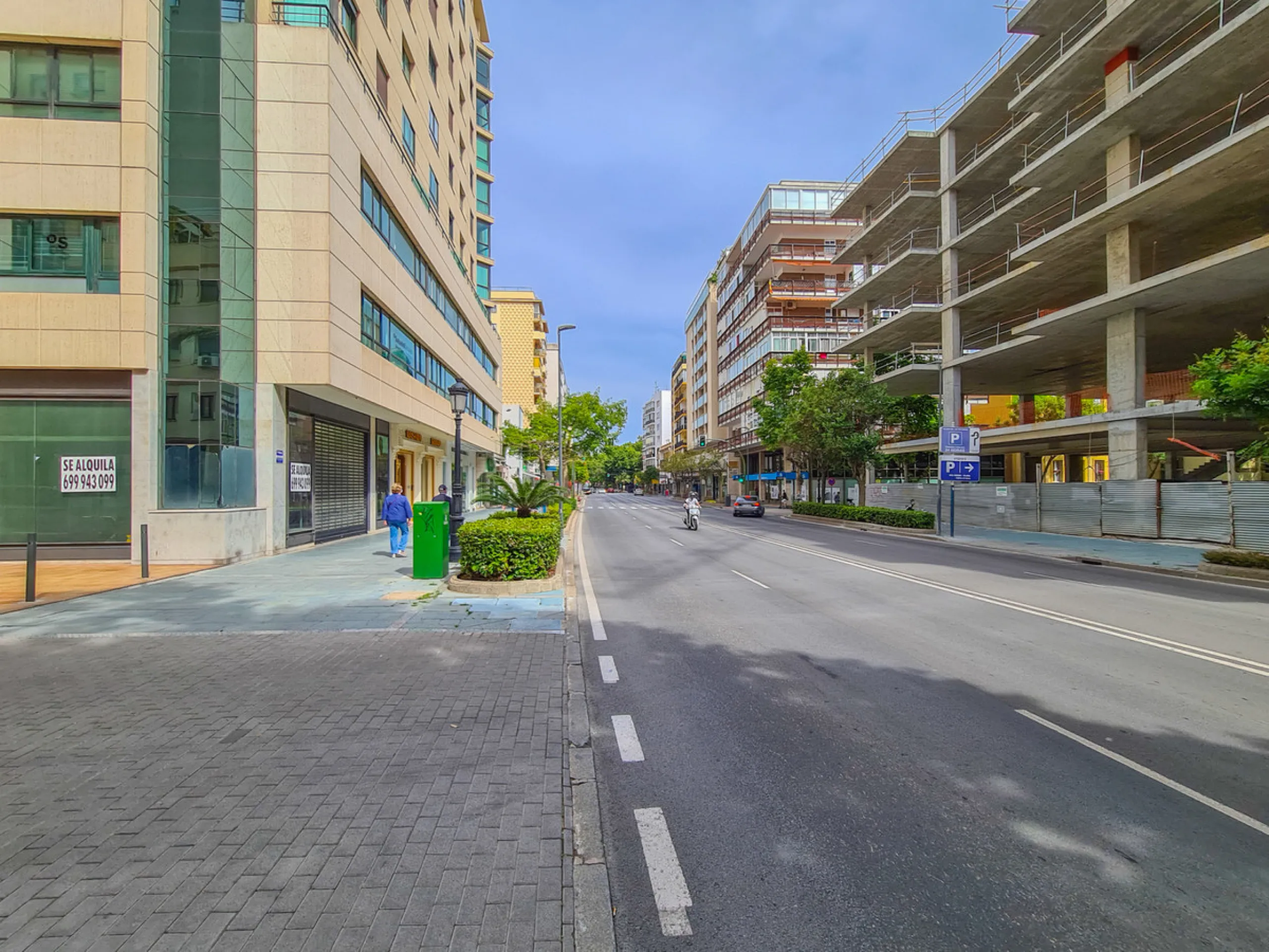 262 m² Freehold Commercial Premises in Marbella City Centre with Dual Glass Frontage on Ricardo Soriano