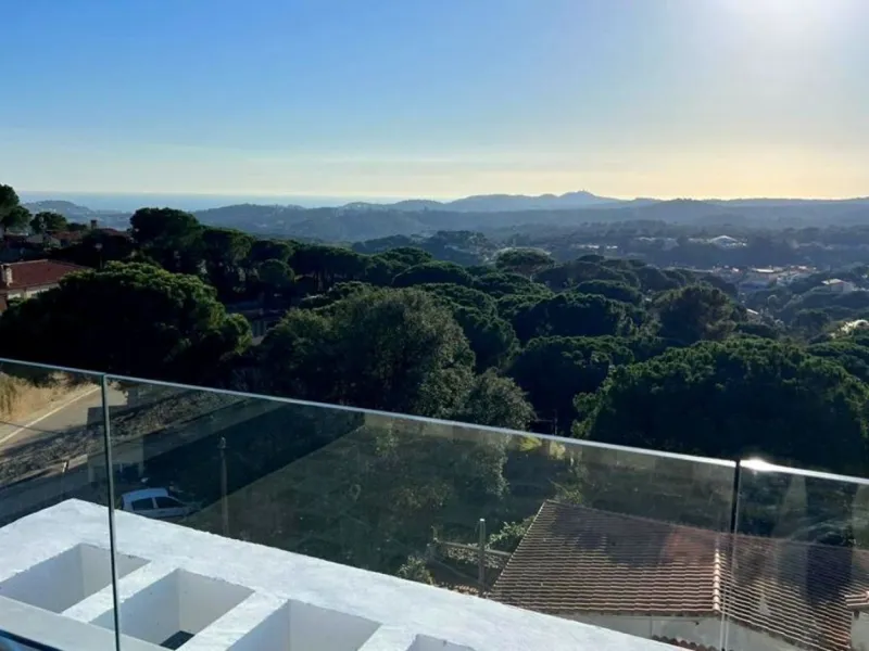 Eco-efficient sea view villa in Els Pinars, Lloret de Mar