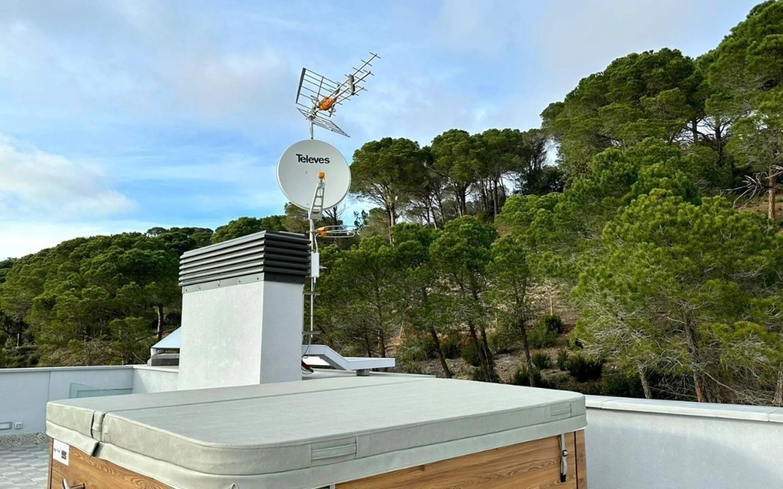 Eco-efficient sea view villa in Els Pinars, Lloret de Mar