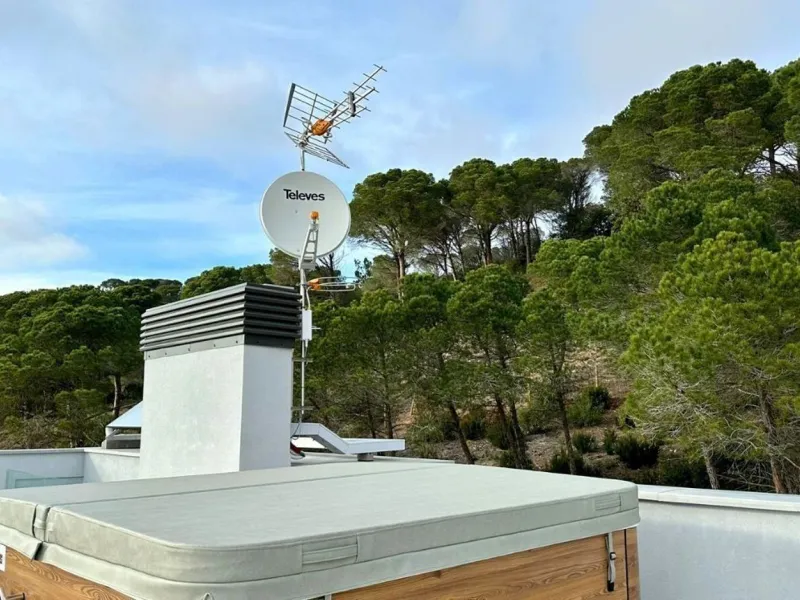 Eco-efficient sea view villa in Els Pinars, Lloret de Mar