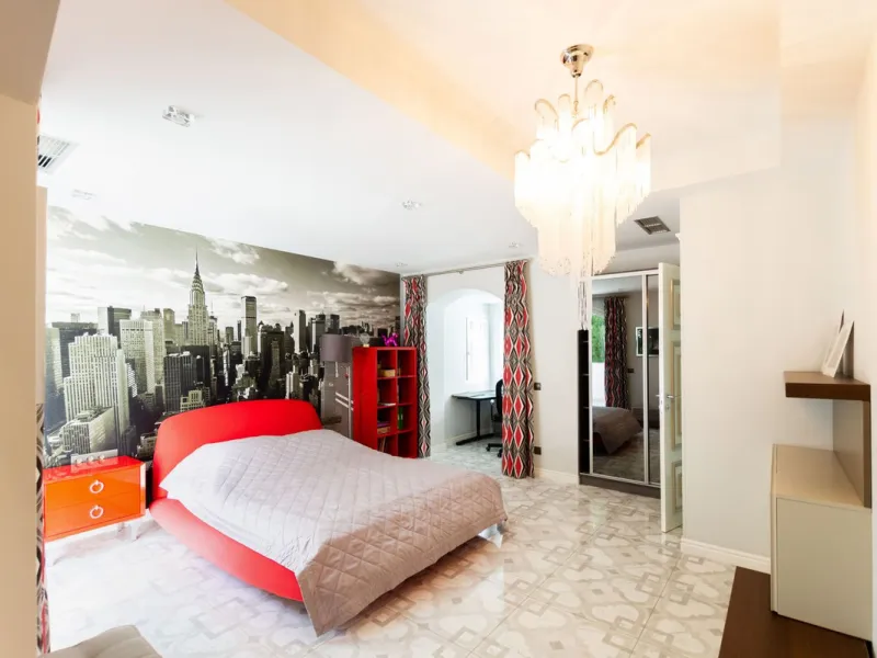 House - Detached Villa в продаже в Marbella, Málaga. В доме 6 спален и 4 ванных комнат. Площадь дома 558 м². Площадь участка 2000 м²