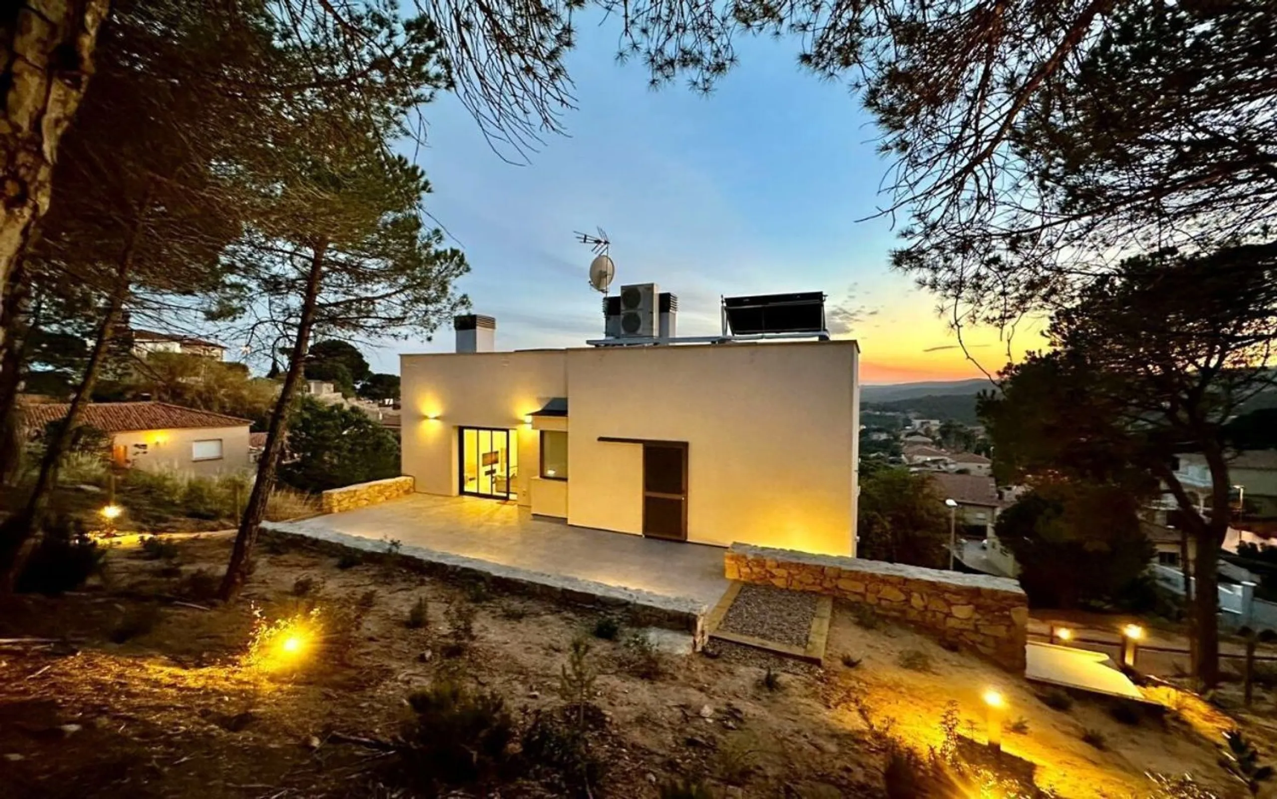 Eco-efficient sea view villa in Els Pinars, Lloret de Mar