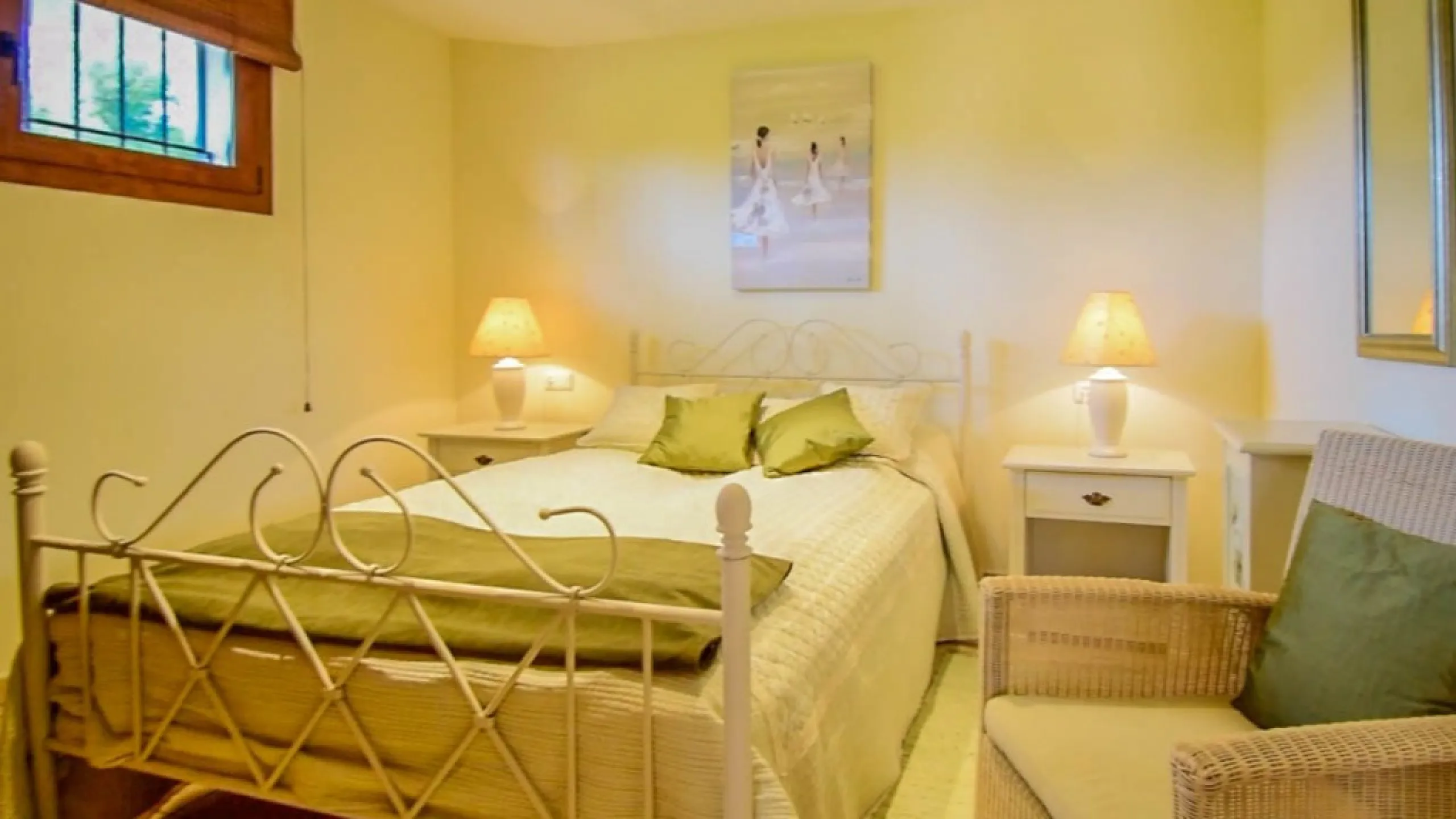 Exceptional Finca with guest apartment and stables located in Coin.