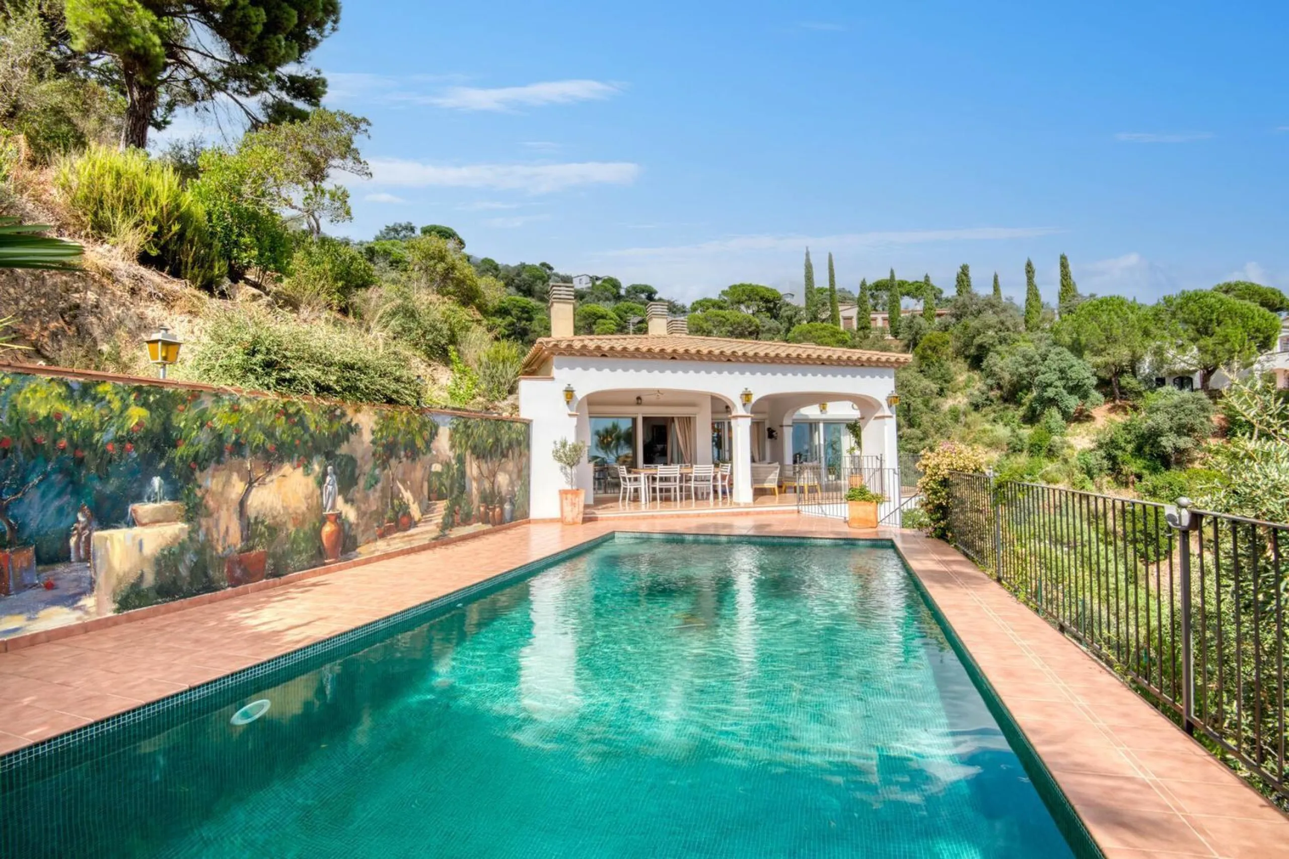 Villa elegante con vistas al mar en Mas Nou, Costa Brava
