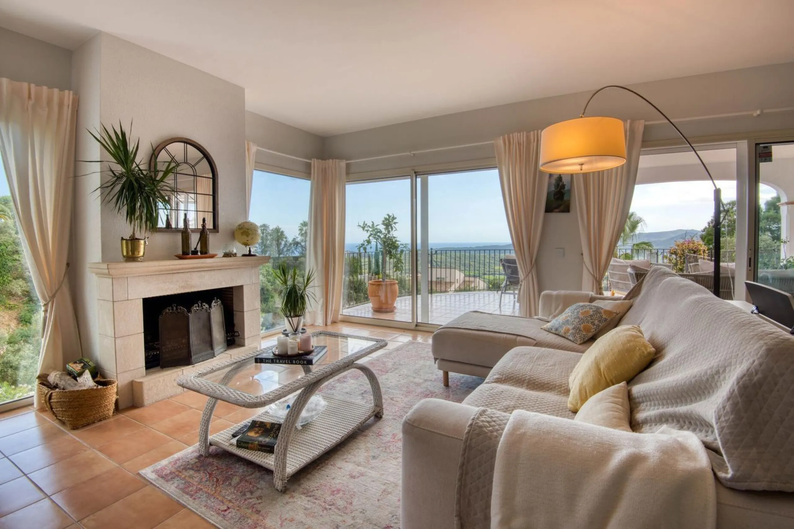 Villa elegante con vistas al mar en Mas Nou, Costa Brava