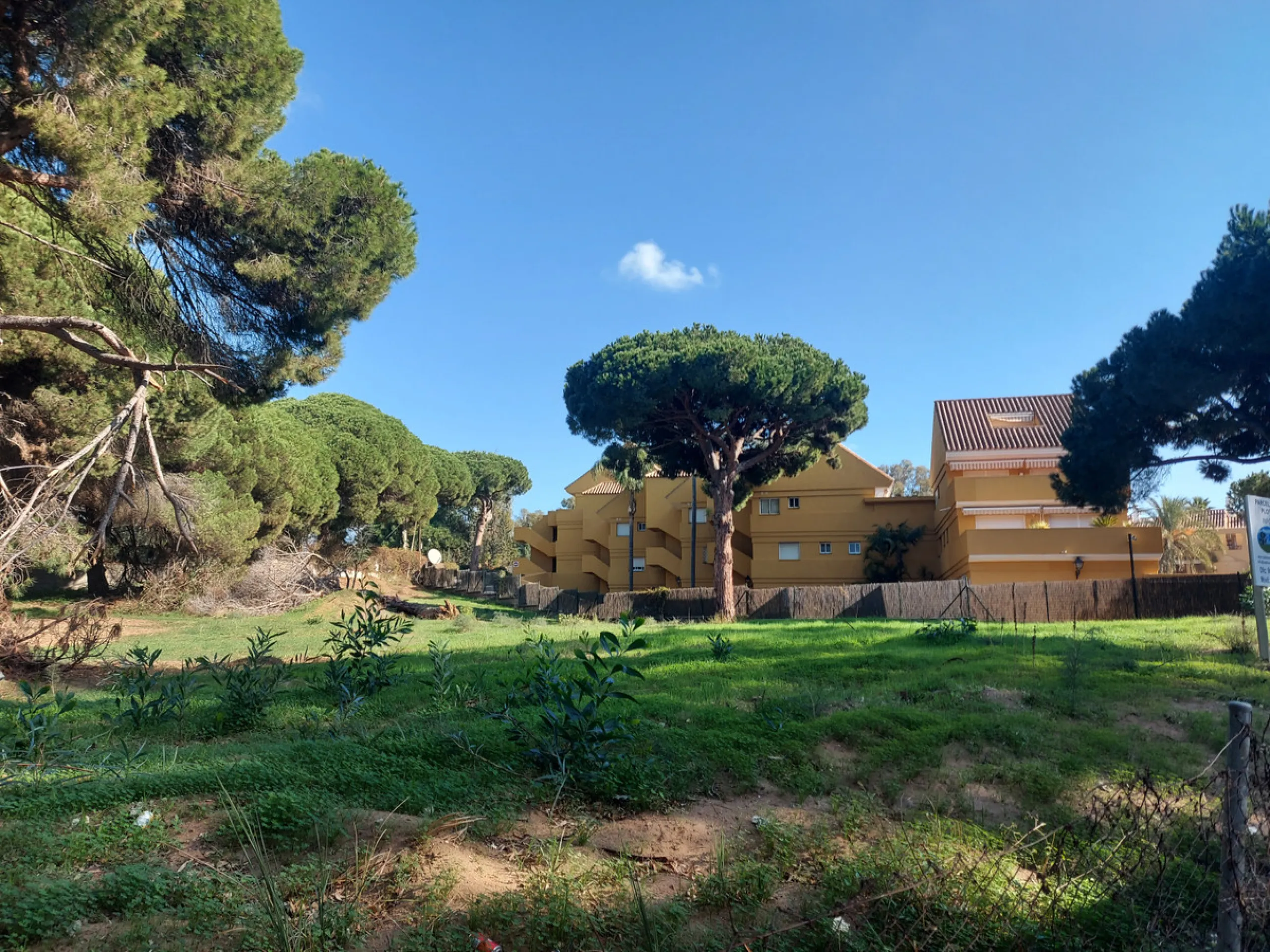 Plot - Residential Plot в продаже в Marbella, Málaga. Площадь участка 3860 м²