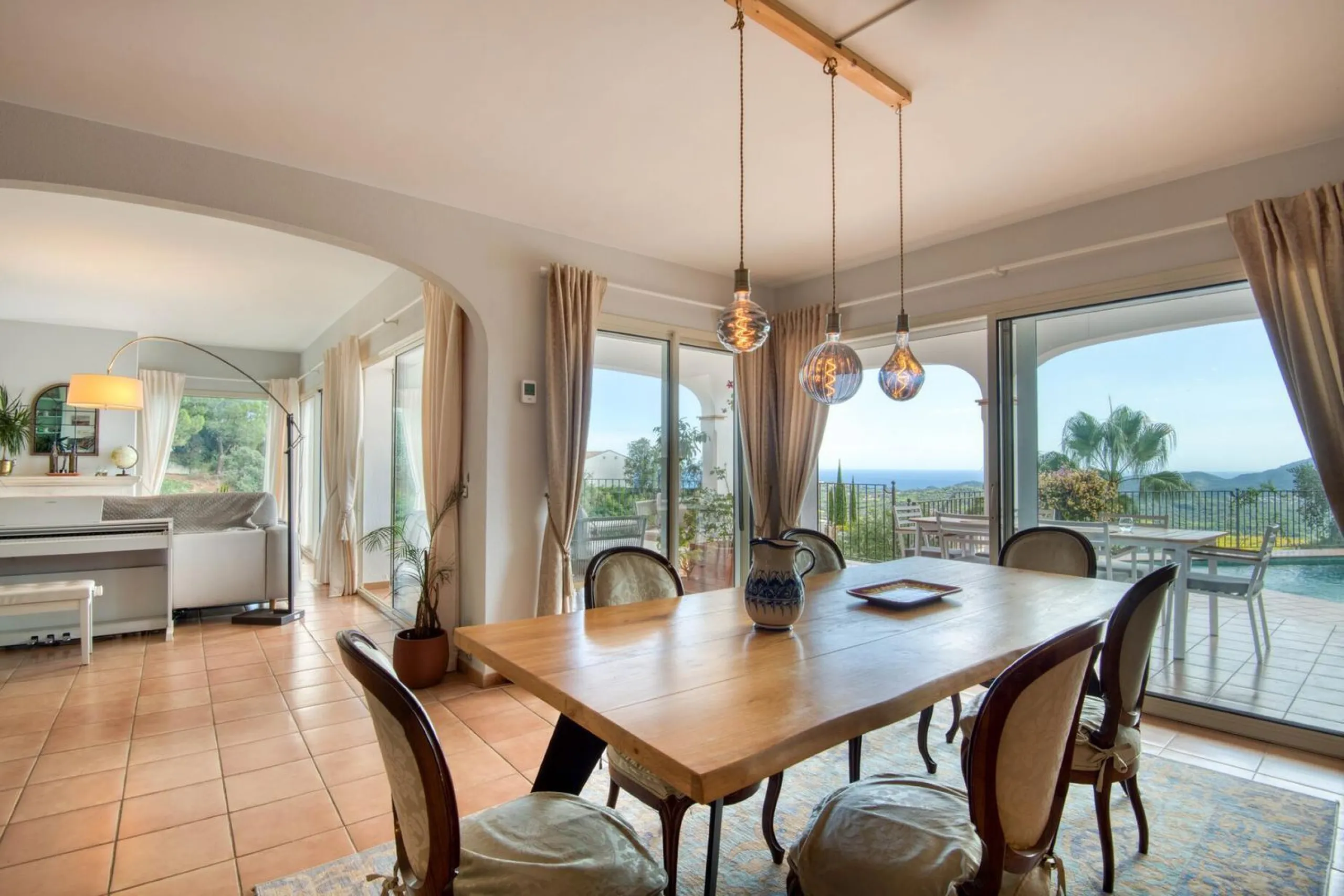 Villa elegante con vistas al mar en Mas Nou, Costa Brava