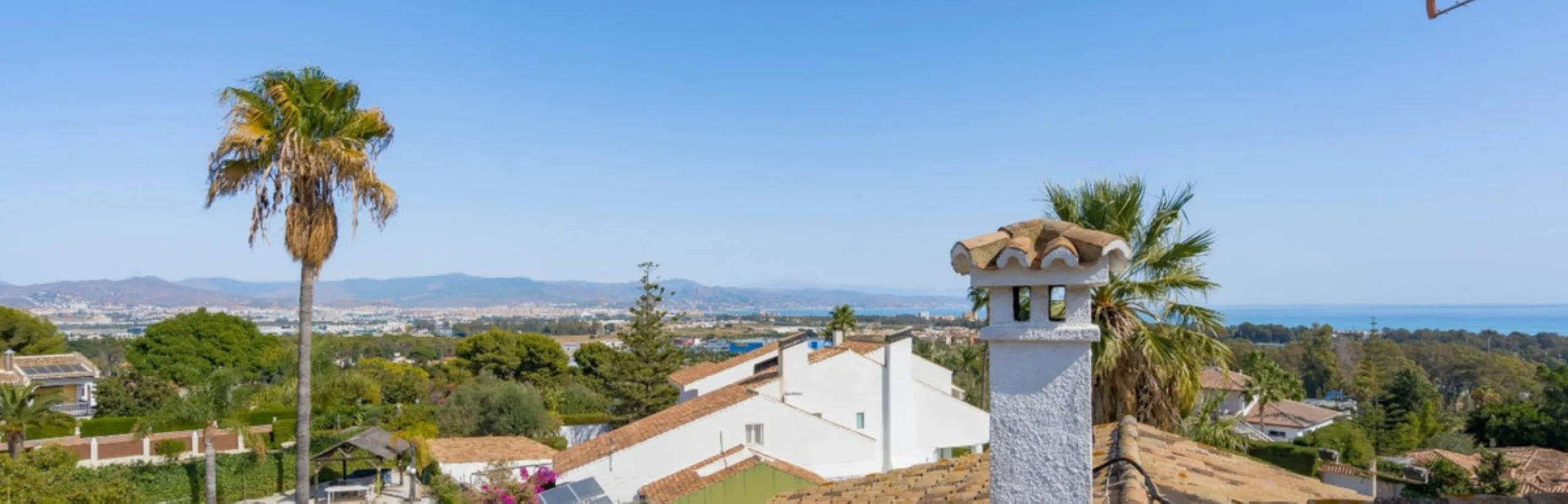 Unique Property with Tremendous Potential in an Exclusive Location!