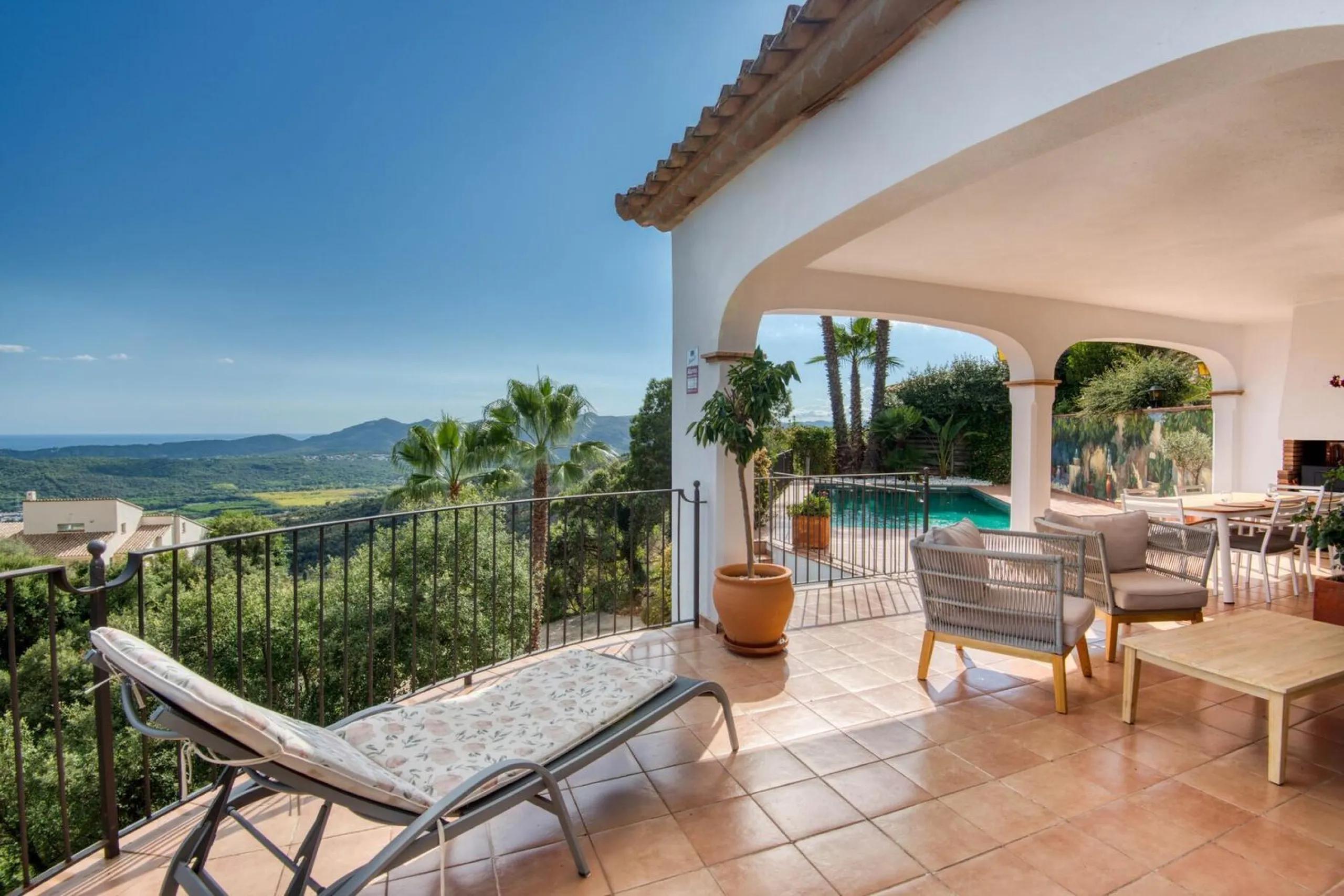Villa elegante con vistas al mar en Mas Nou, Costa Brava