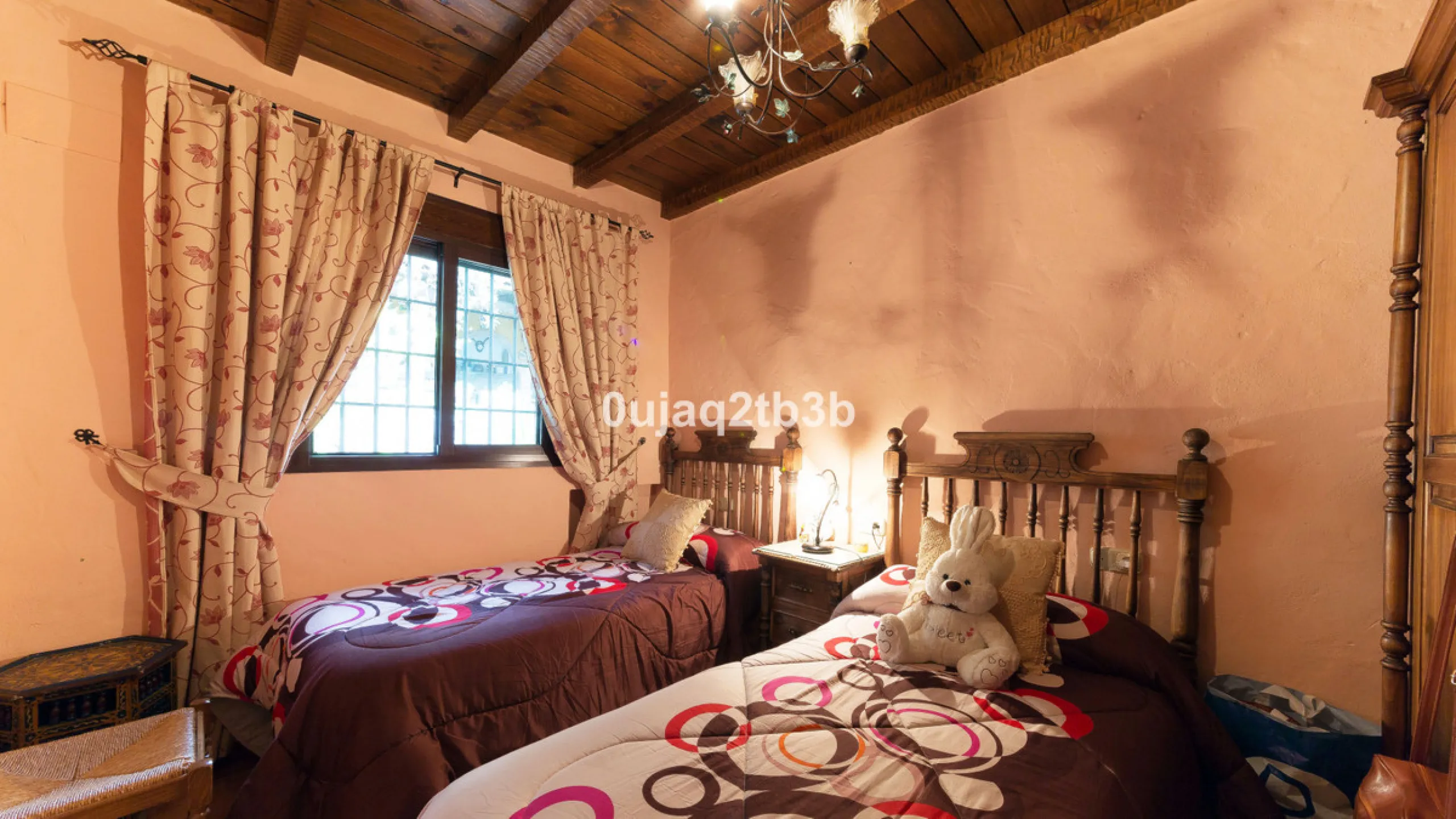 This lovely finca style in Cortes de la Frontera offers the perfect combination of size, quality, tranquility and much more only kilometers inland from the busy coast. Take flight from your home town in northern Europe and arrive to your own hideaway. Get