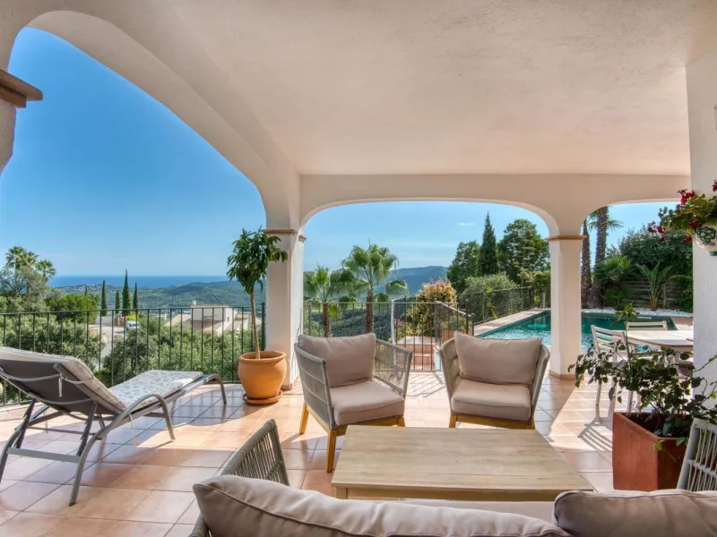 Villa elegante con vistas al mar en Mas Nou, Costa Brava