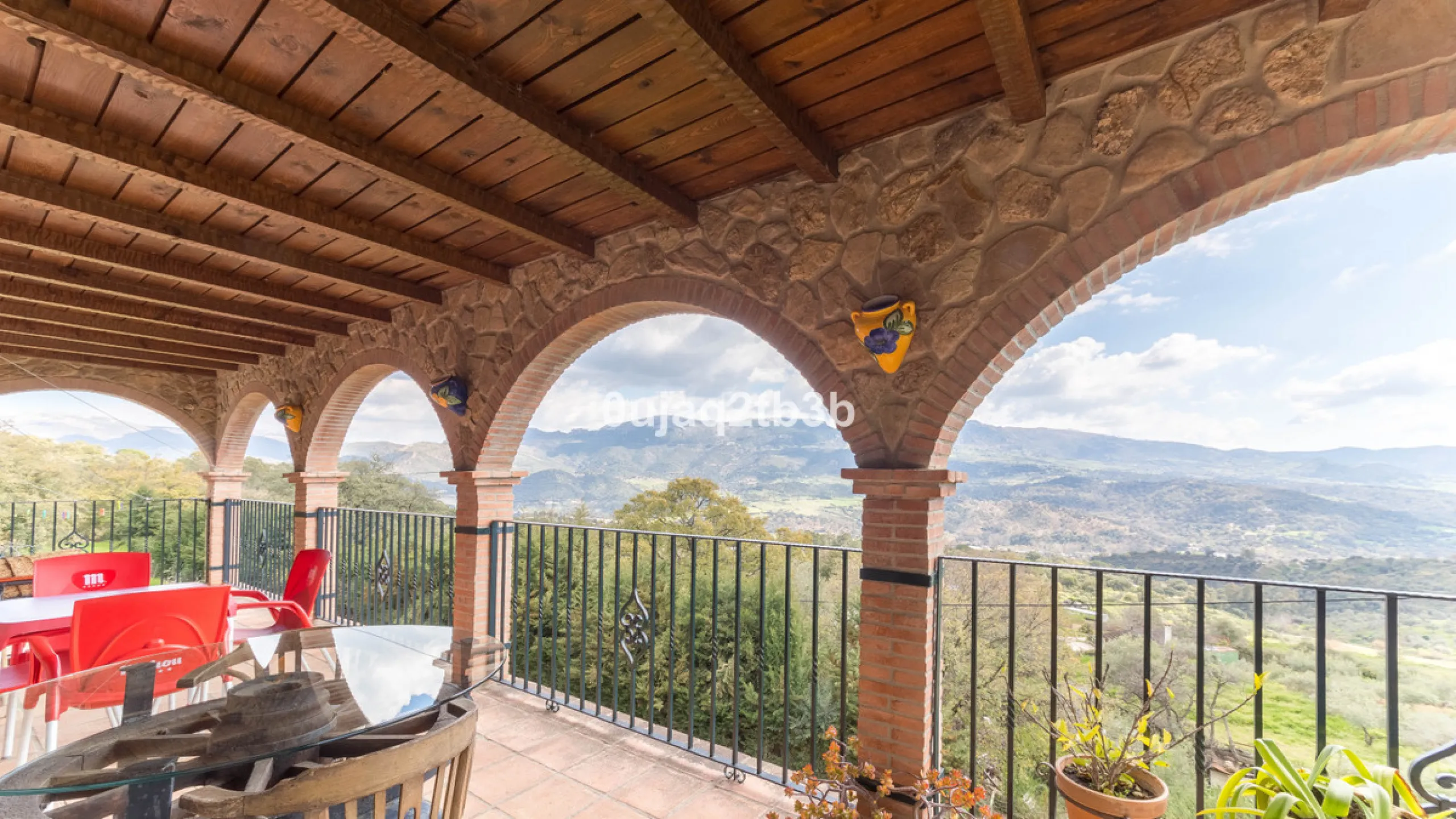 This lovely finca style in Cortes de la Frontera offers the perfect combination of size, quality, tranquility and much more only kilometers inland from the busy coast. Take flight from your home town in northern Europe and arrive to your own hideaway. Get