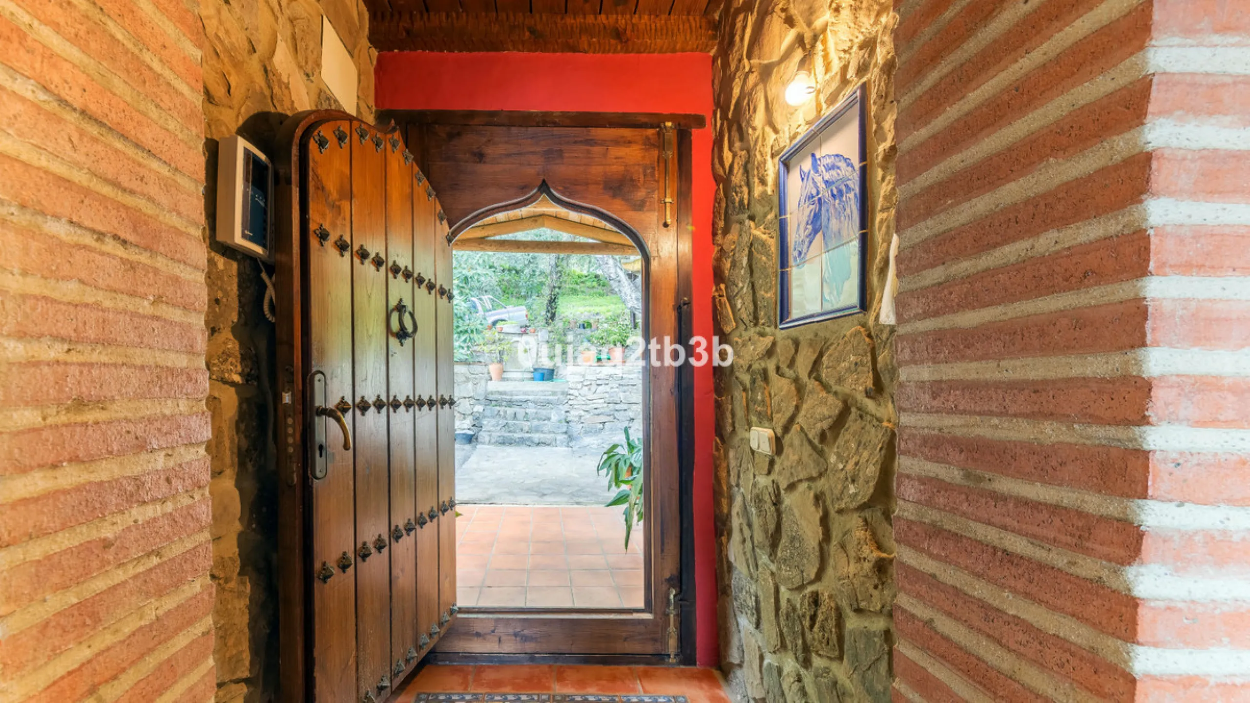 This lovely finca style in Cortes de la Frontera offers the perfect combination of size, quality, tranquility and much more only kilometers inland from the busy coast. Take flight from your home town in northern Europe and arrive to your own hideaway. Get