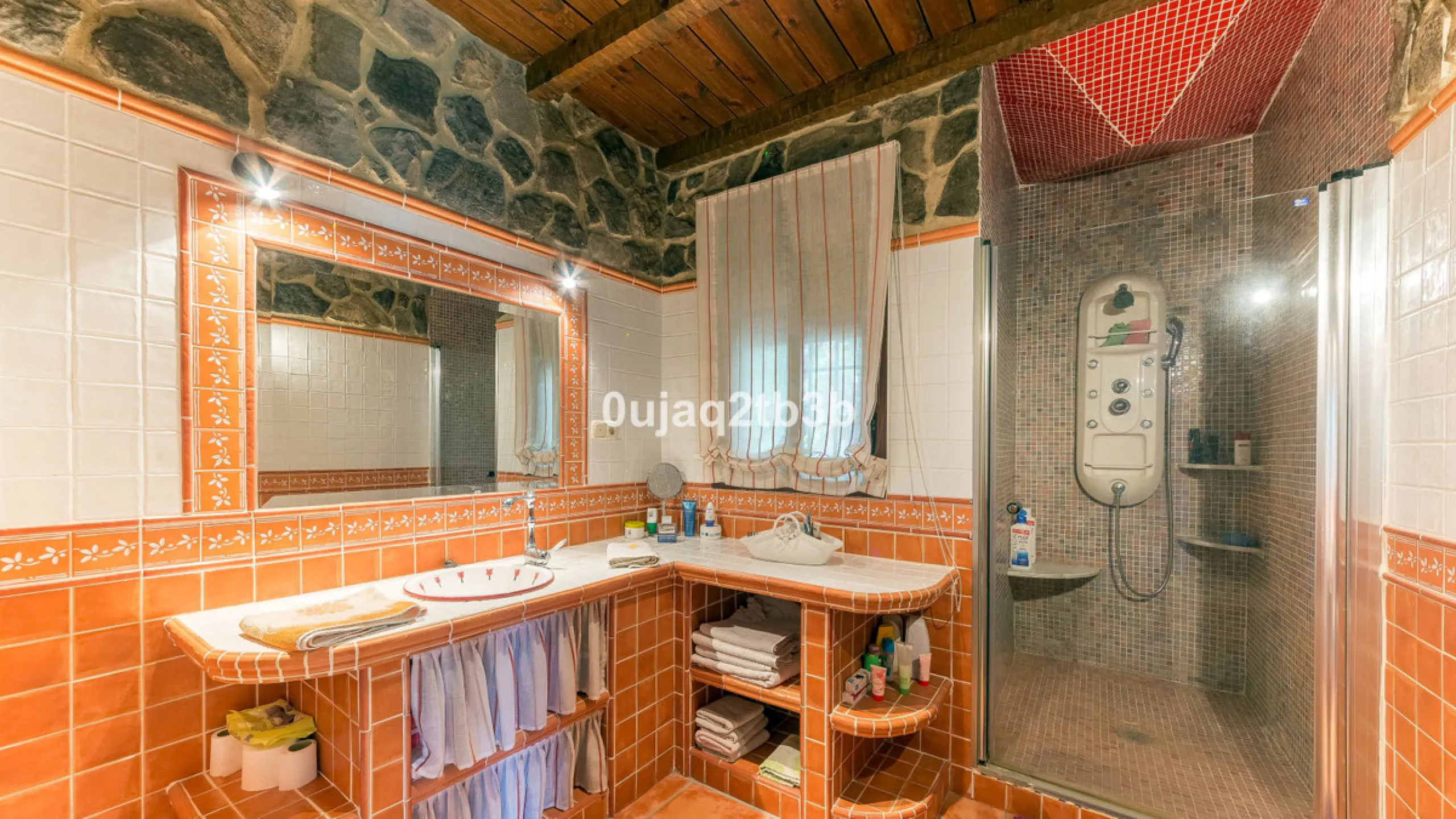 This lovely finca style in Cortes de la Frontera offers the perfect combination of size, quality, tranquility and much more only kilometers inland from the busy coast. Take flight from your home town in northern Europe and arrive to your own hideaway. Get