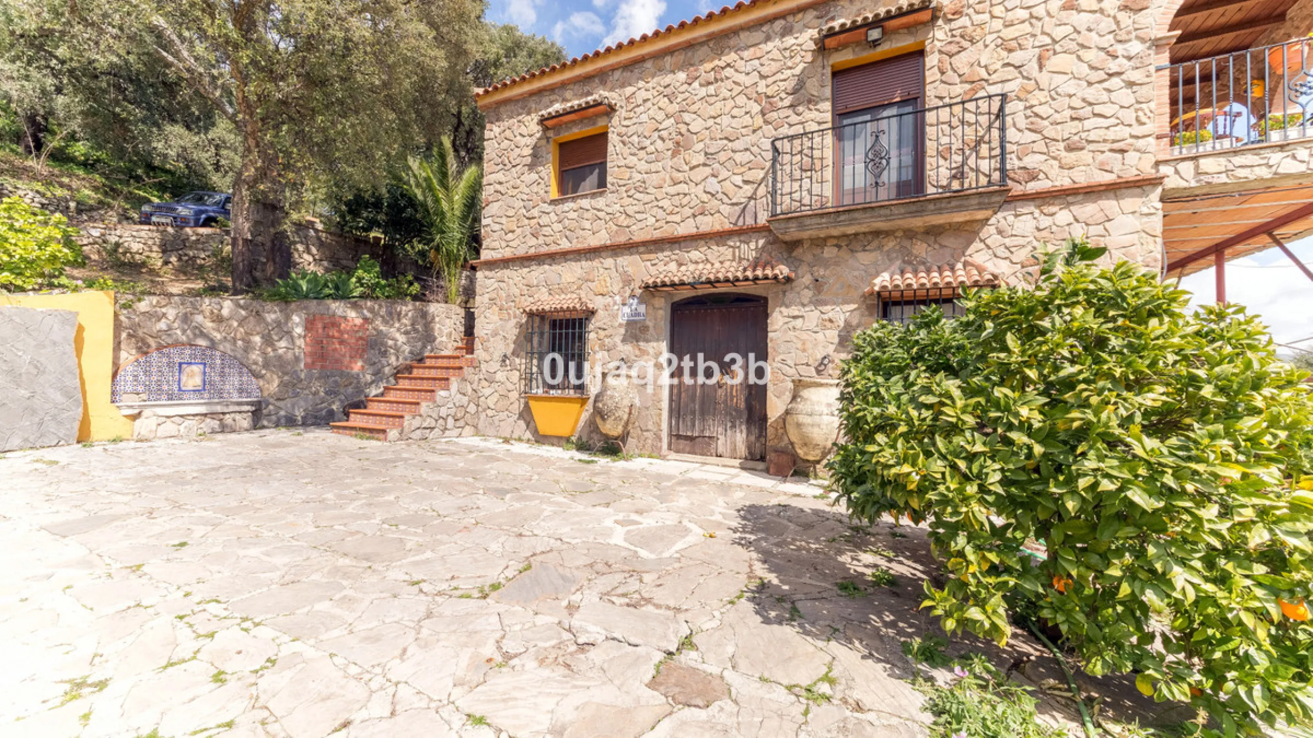This lovely finca style in Cortes de la Frontera offers the perfect combination of size, quality, tranquility and much more only kilometers inland from the busy coast. Take flight from your home town in northern Europe and arrive to your own hideaway. Get