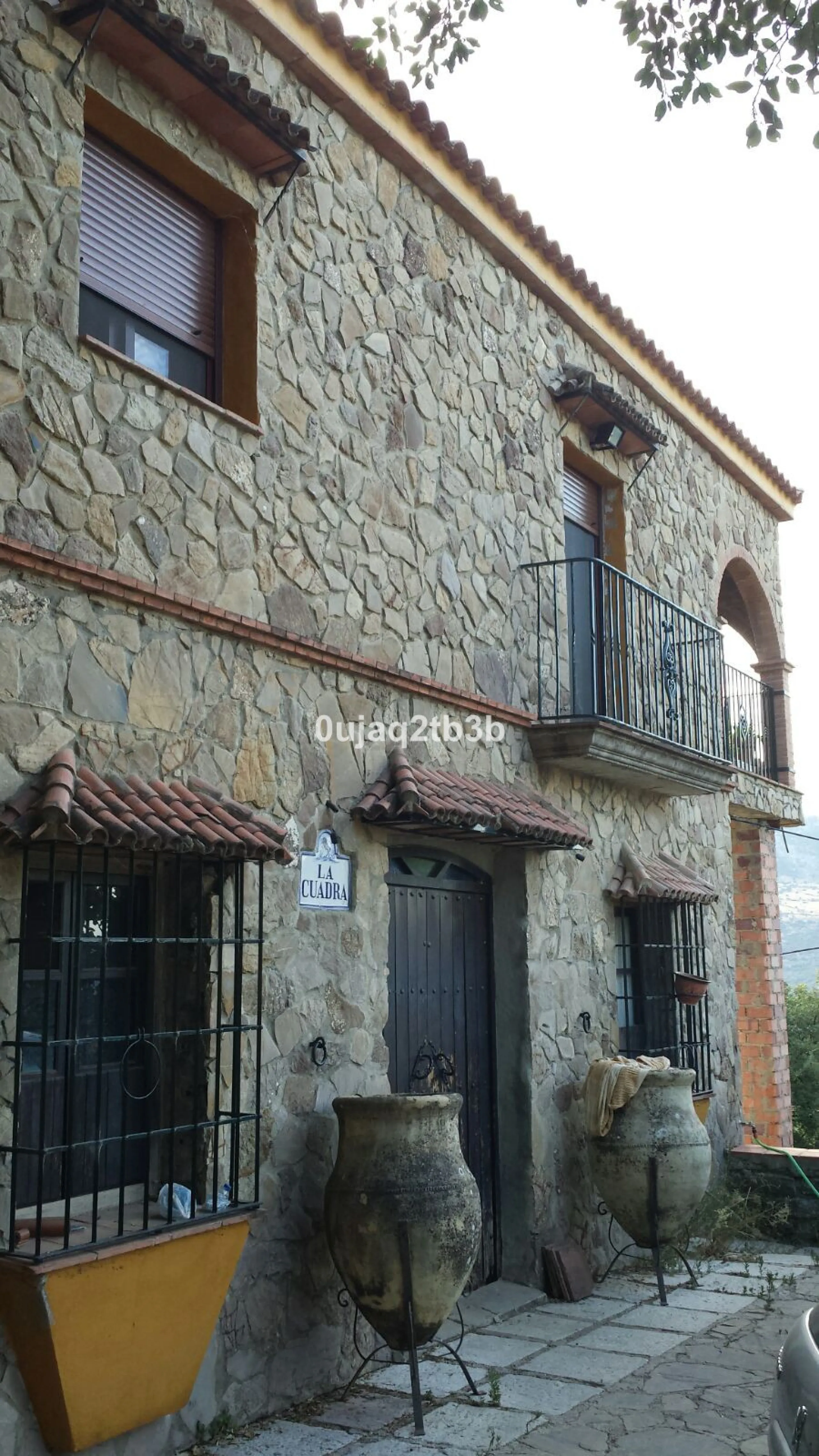 This lovely finca style in Cortes de la Frontera offers the perfect combination of size, quality, tranquility and much more only kilometers inland from the busy coast. Take flight from your home town in northern Europe and arrive to your own hideaway. Get