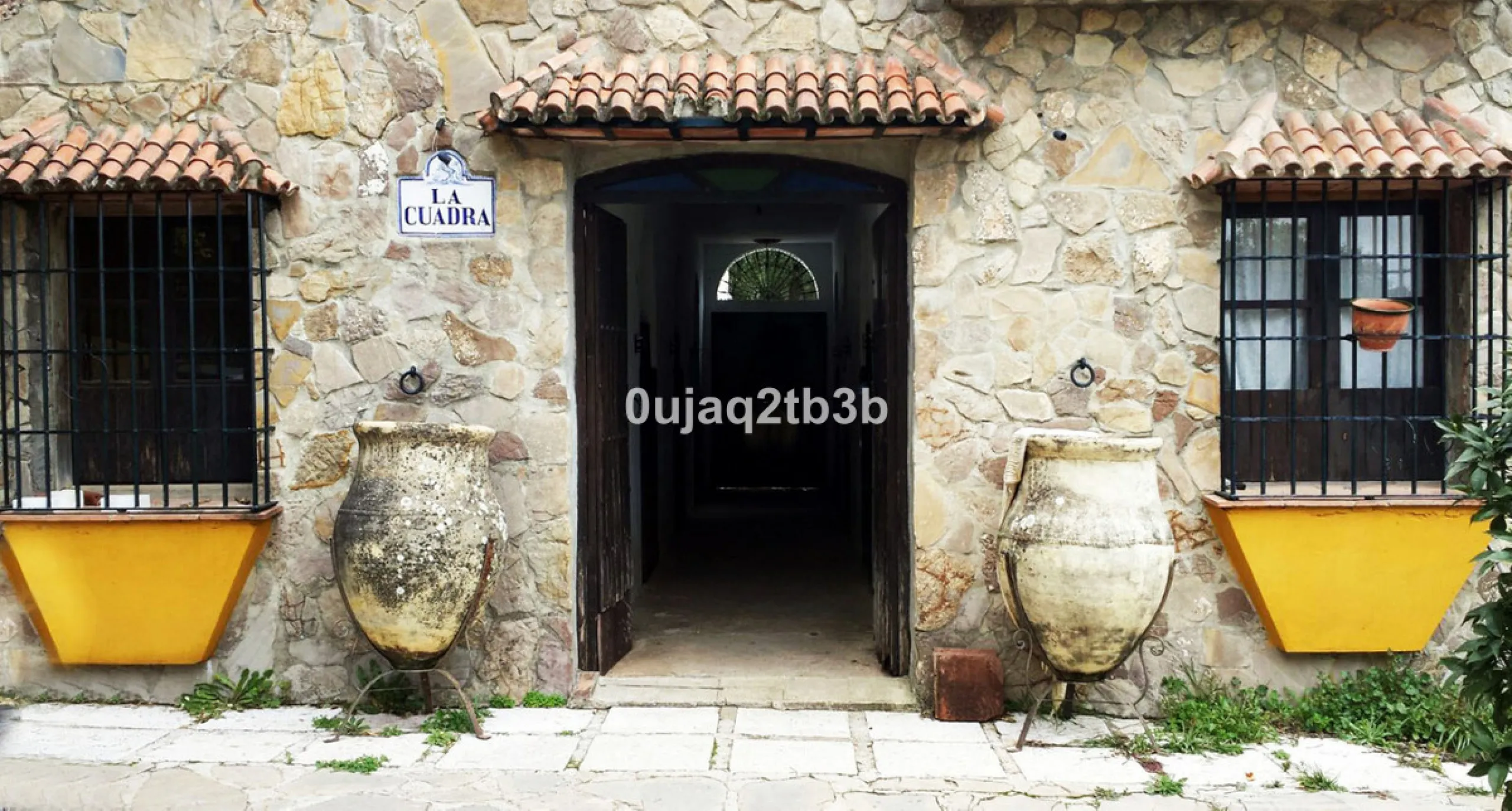 This lovely finca style in Cortes de la Frontera offers the perfect combination of size, quality, tranquility and much more only kilometers inland from the busy coast. Take flight from your home town in northern Europe and arrive to your own hideaway. Get