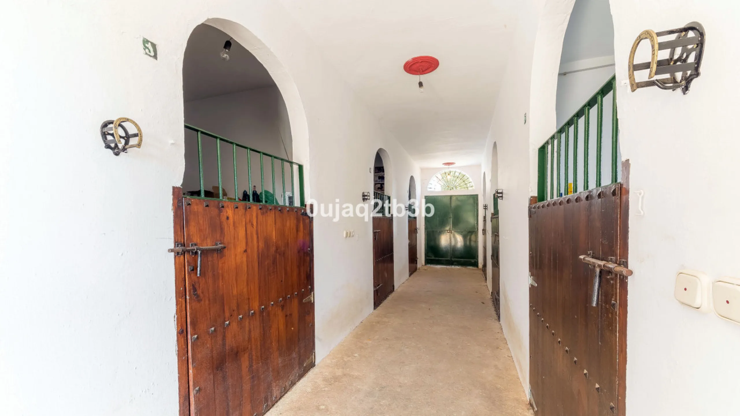This lovely finca style in Cortes de la Frontera offers the perfect combination of size, quality, tranquility and much more only kilometers inland from the busy coast. Take flight from your home town in northern Europe and arrive to your own hideaway. Get