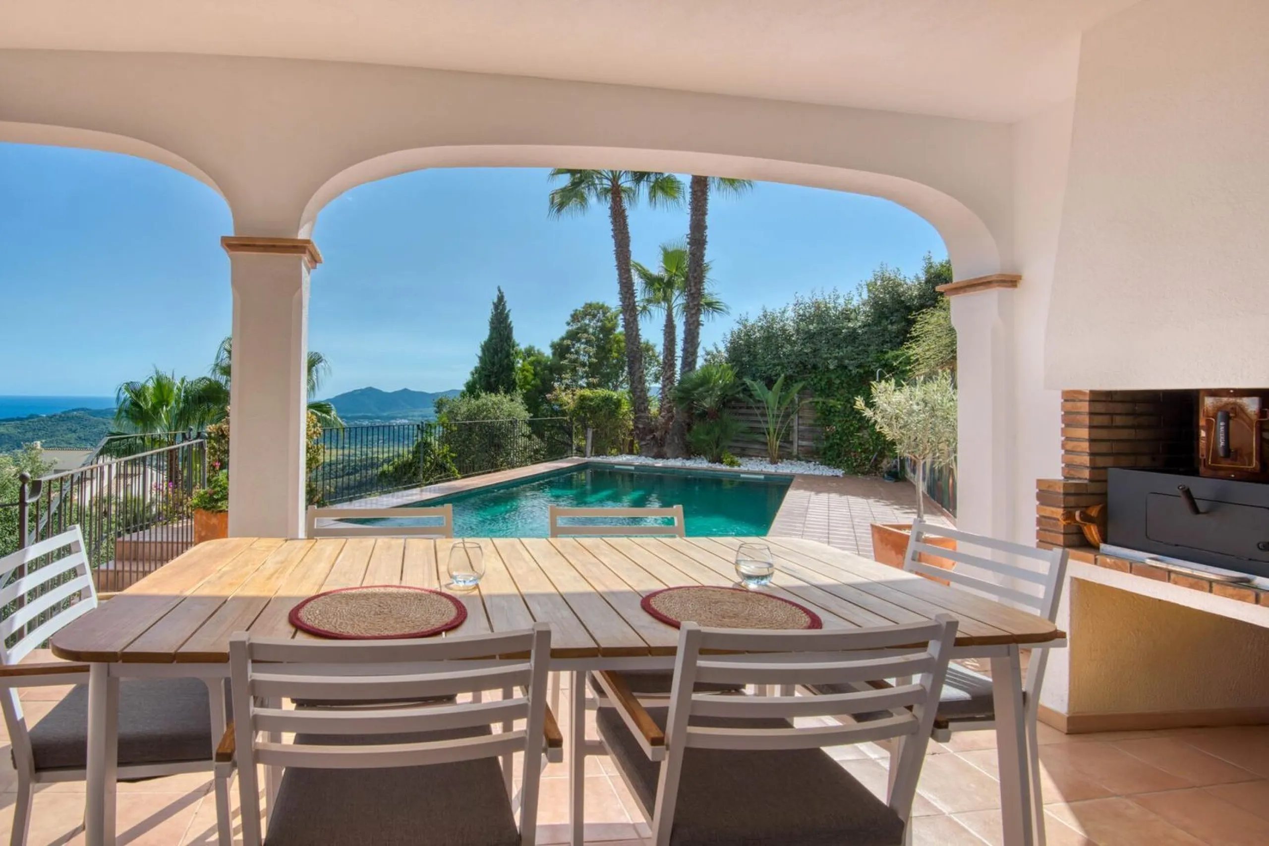Villa elegante con vistas al mar en Mas Nou, Costa Brava