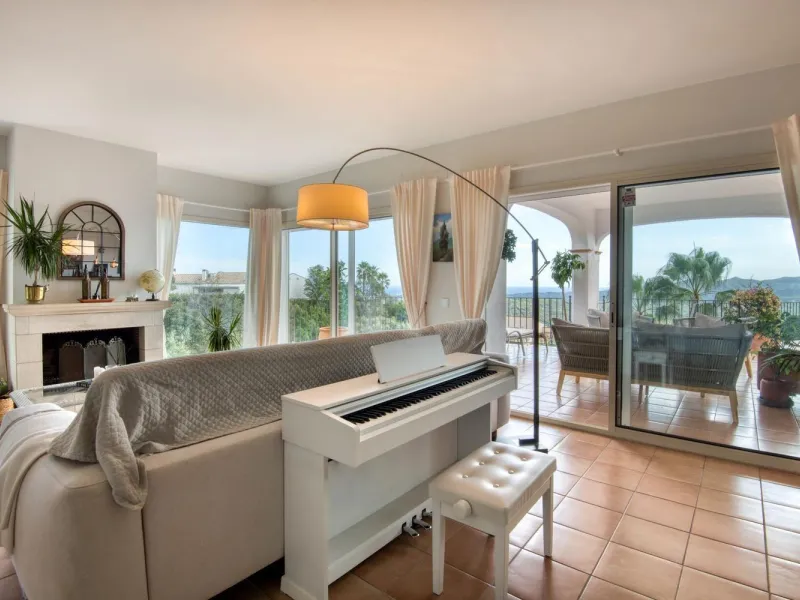Villa elegante con vistas al mar en Mas Nou, Costa Brava