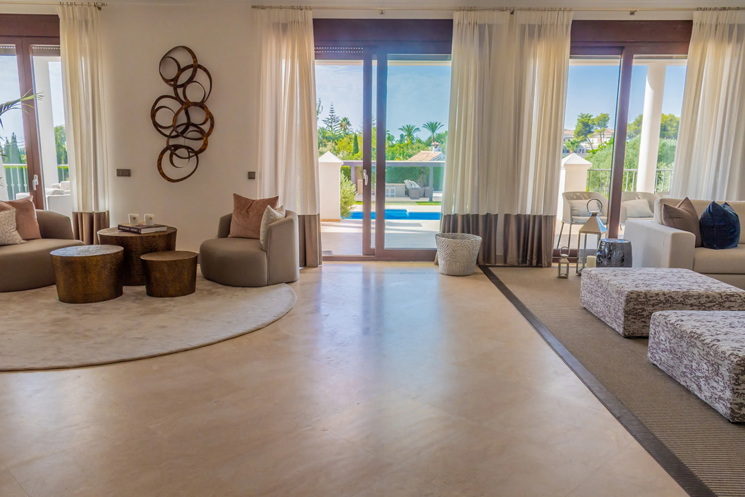 Impressive Luxury Villa in 24.500 m2 plot in Guadalmina.