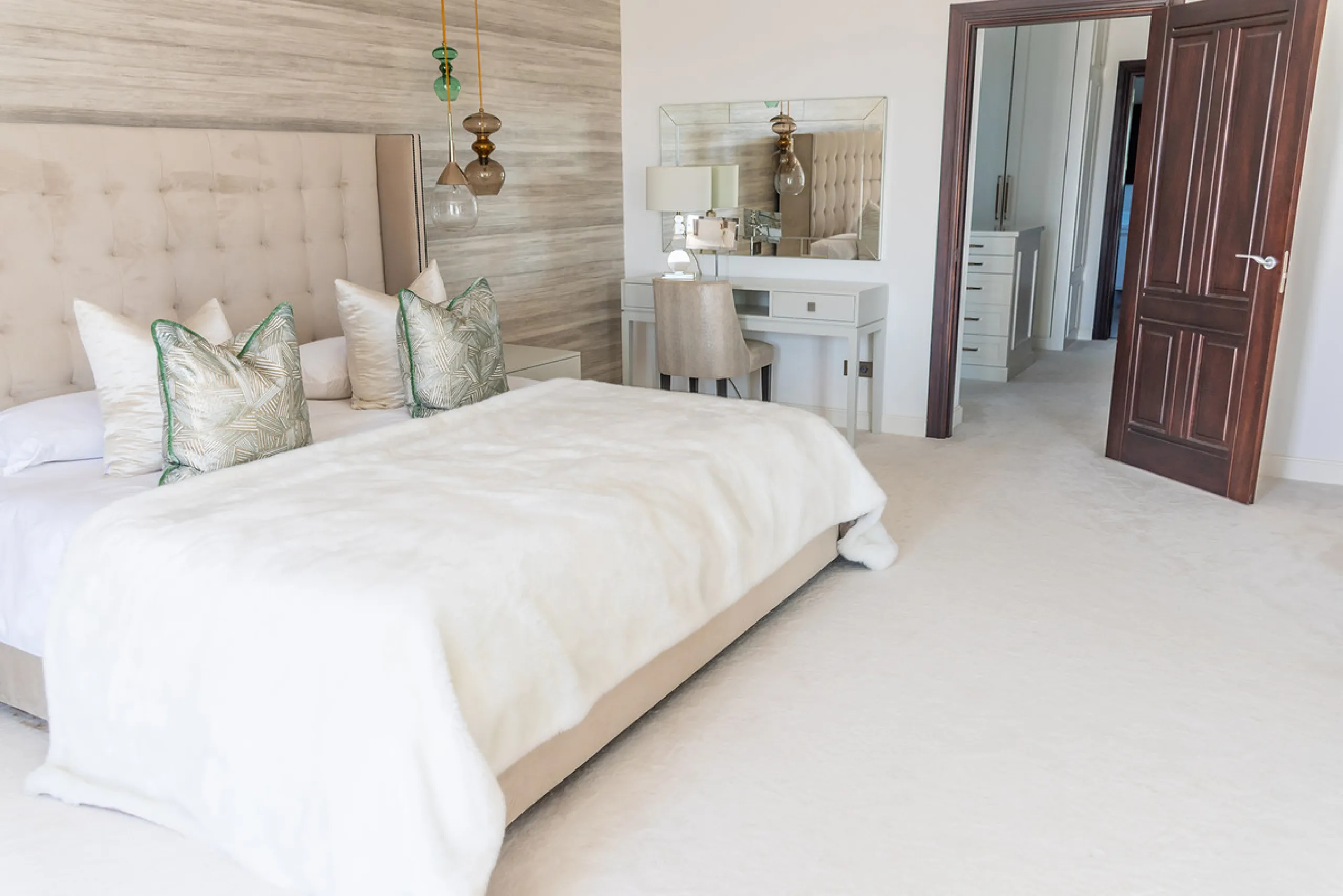 Impressive Luxury Villa in 24.500 m2 plot in Guadalmina.