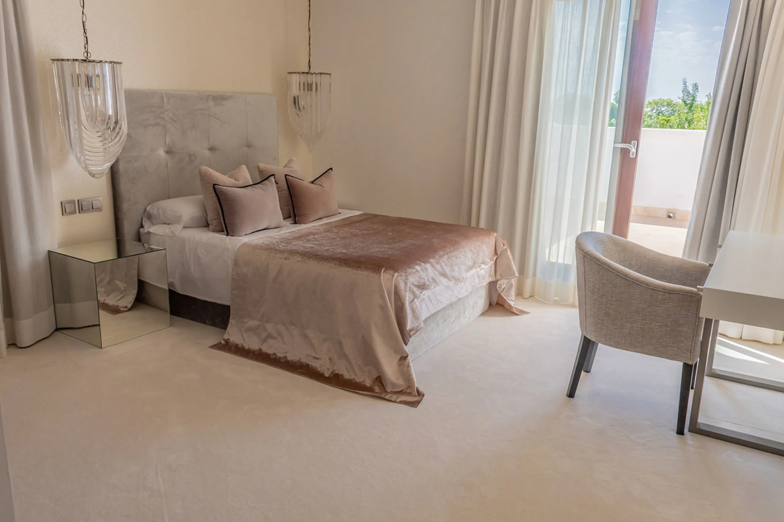Impressive Luxury Villa in 24.500 m2 plot in Guadalmina.
