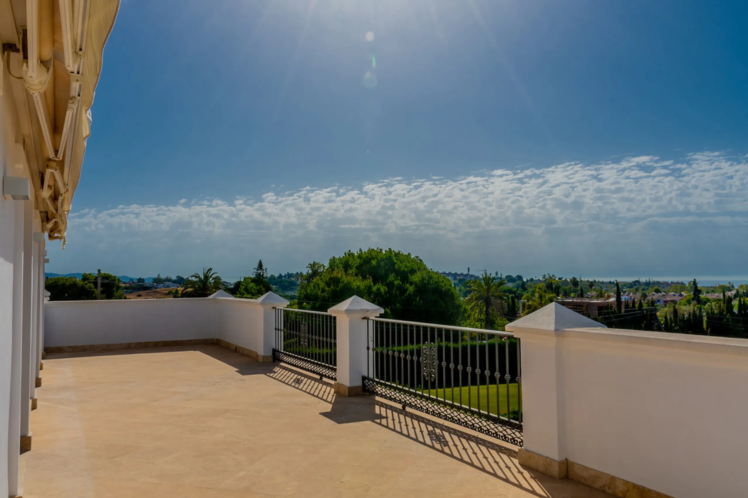 Impressive Luxury Villa in 24.500 m2 plot in Guadalmina.
