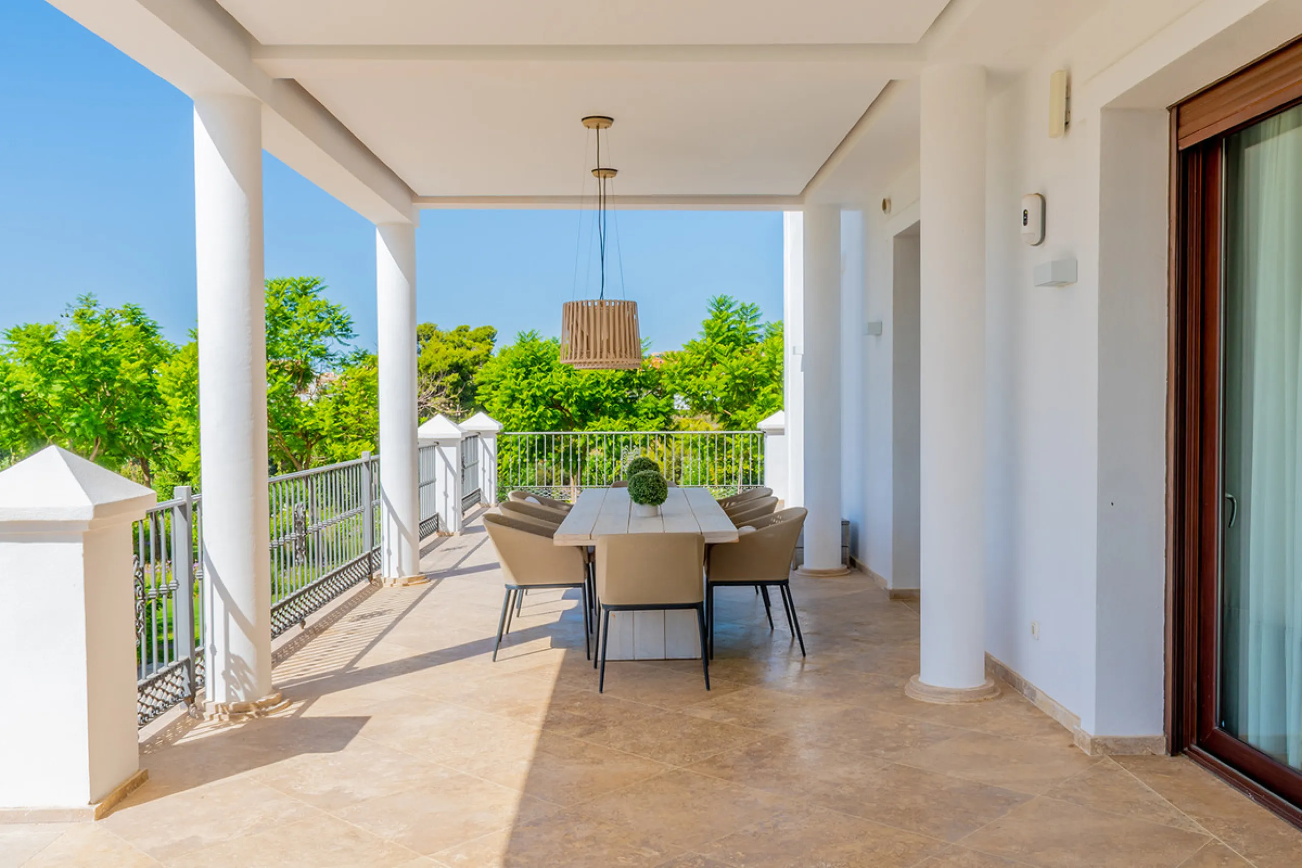Impressive Luxury Villa in 24.500 m2 plot in Guadalmina.