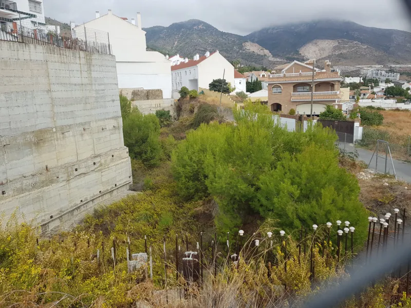 Bank repossessed urban land designated for the construction of up to 22 single family homes or a two storey building situated in the centre of Benalmadena Pueblo.
