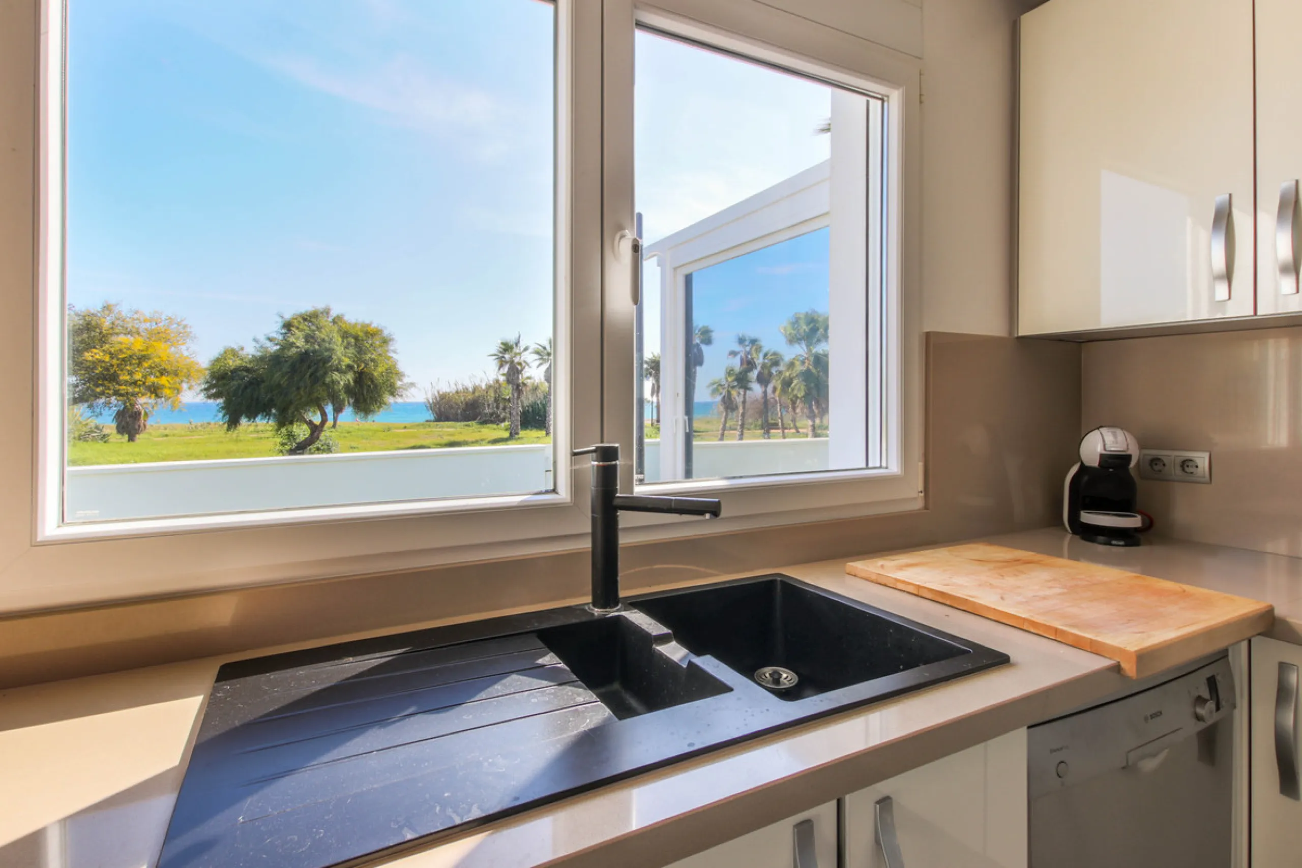 The property has a private, heated swimming pool which is positioned almost on the beach itself.  The gardens and pool have sunshine all day.