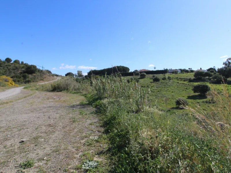 Plot - Residential Plot в продаже в Benahavís, Málaga. Площадь участка 28000 м²
