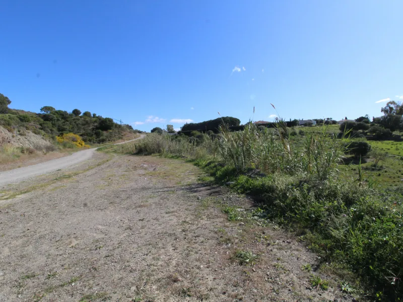 Plot - Residential Plot в продаже в Benahavís, Málaga. Площадь участка 28000 м²