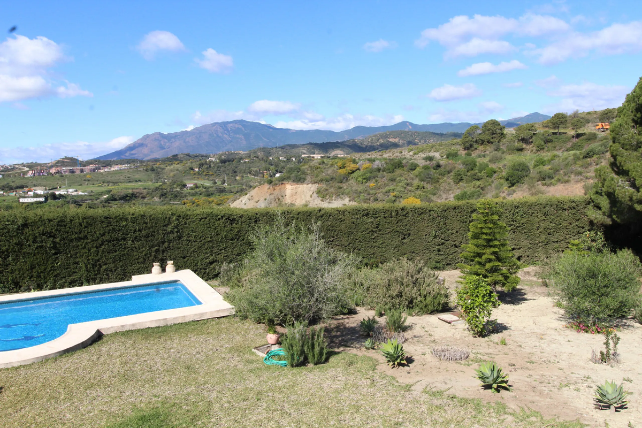 Plot - Residential Plot в продаже в Benahavís, Málaga. Площадь участка 28000 м²