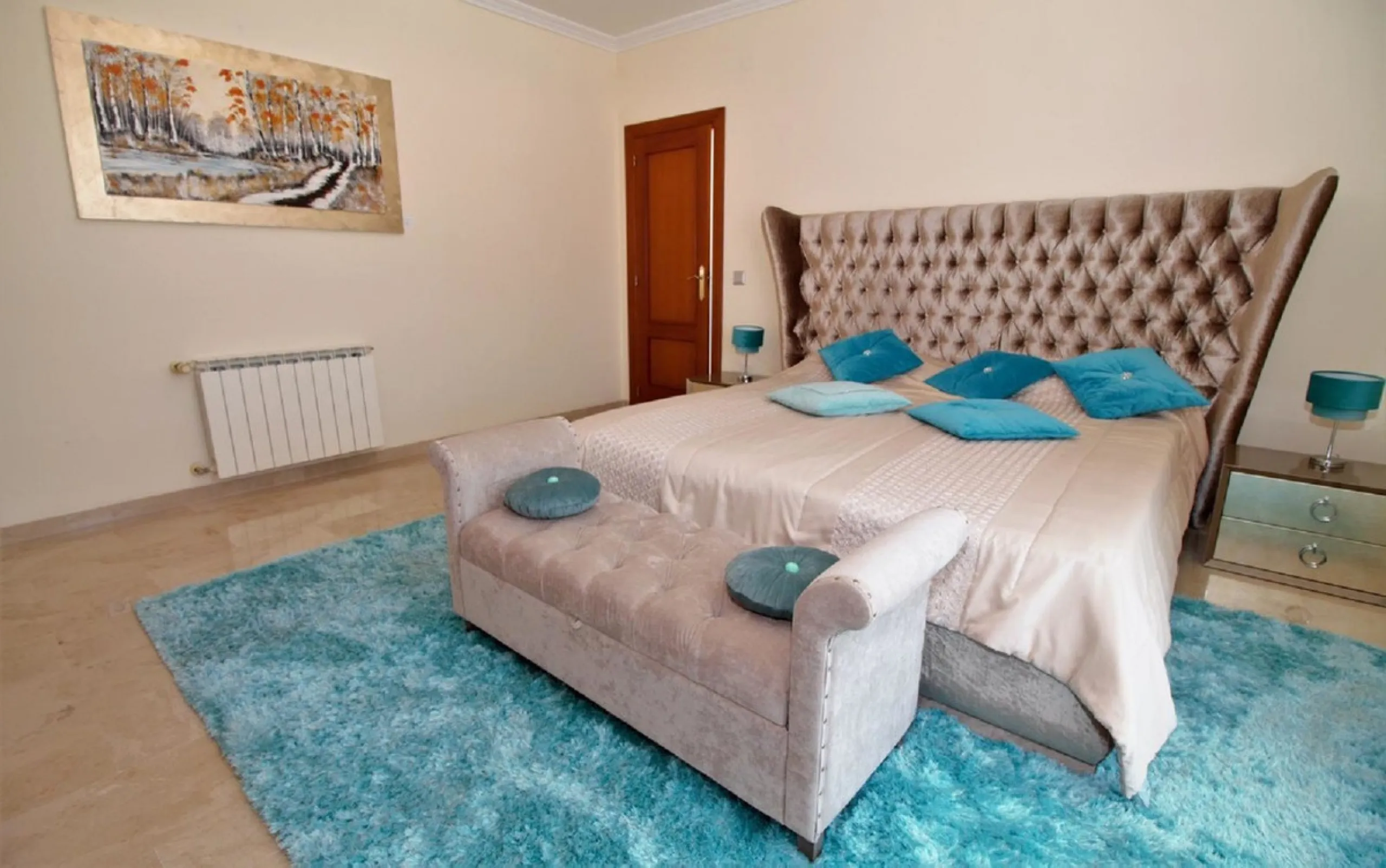 Dream villa with panoramic sea and mountain views in El Paraiso.