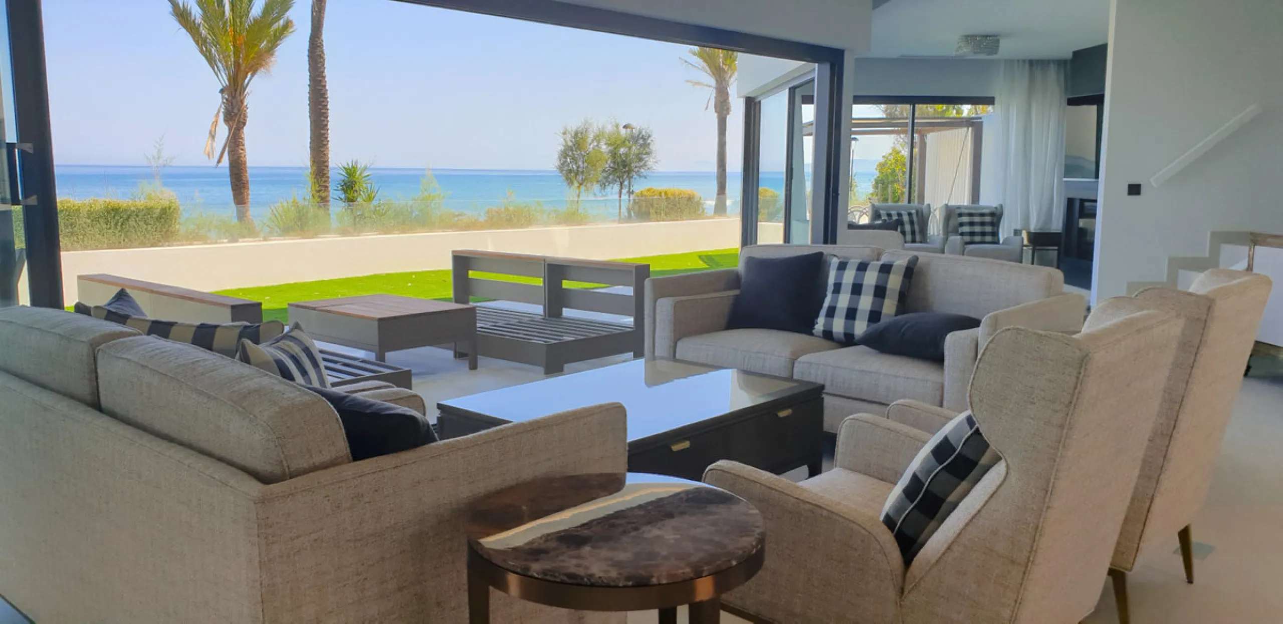 Experience luxury coastal living at The Islands, Estepona, an exclusive first-line beach urbanization offering direct access to the Mediterranean. This prestigious residential community combines modern architecture with elegant design, providing the perfe