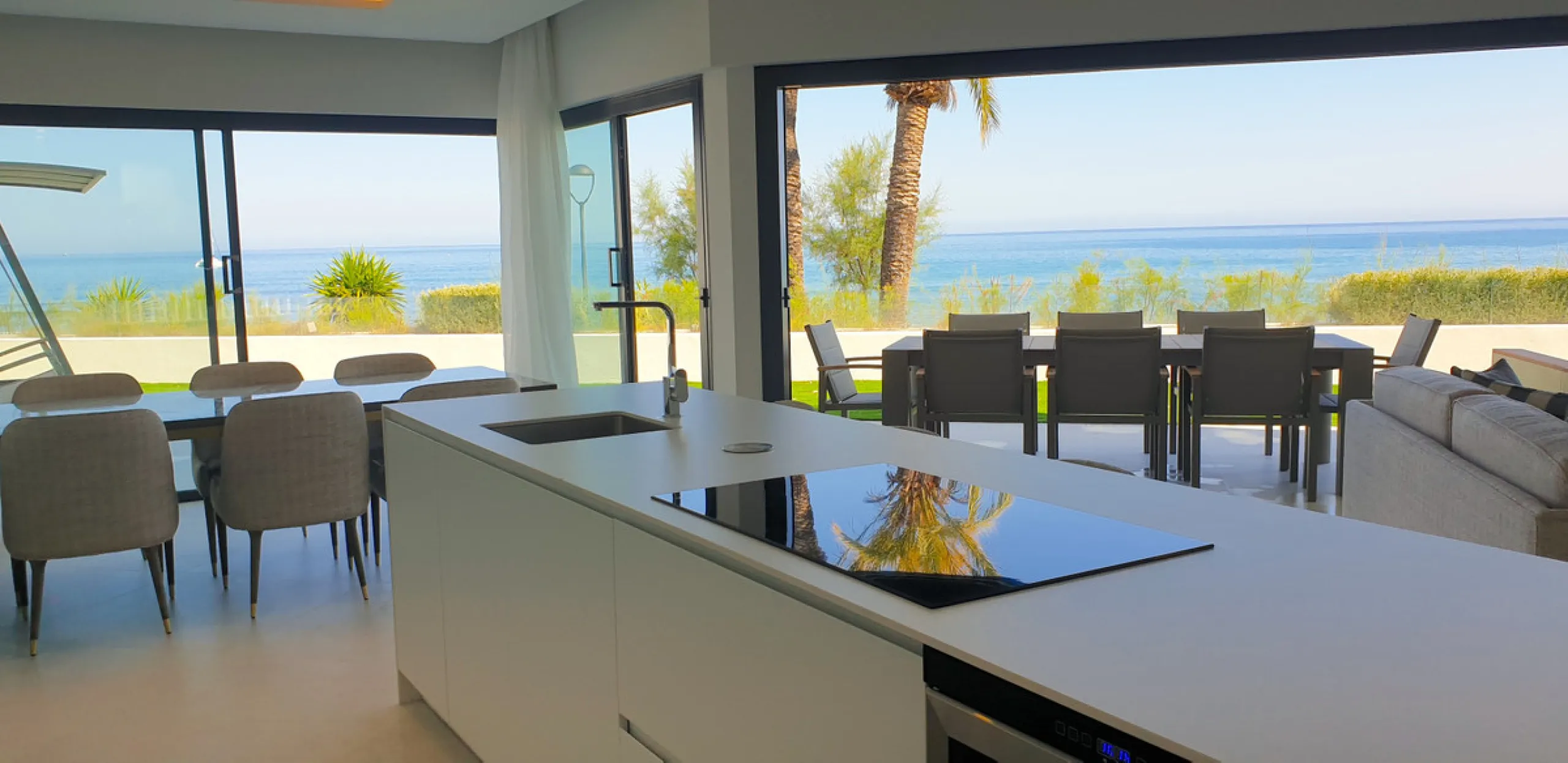 Experience luxury coastal living at The Islands, Estepona, an exclusive first-line beach urbanization offering direct access to the Mediterranean. This prestigious residential community combines modern architecture with elegant design, providing the perfe