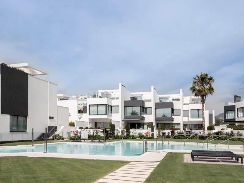 Experience luxury coastal living at The Islands, Estepona, an exclusive first-line beach urbanization offering direct access to the Mediterranean. This prestigious residential community combines modern architecture with elegant design, providing the perfe