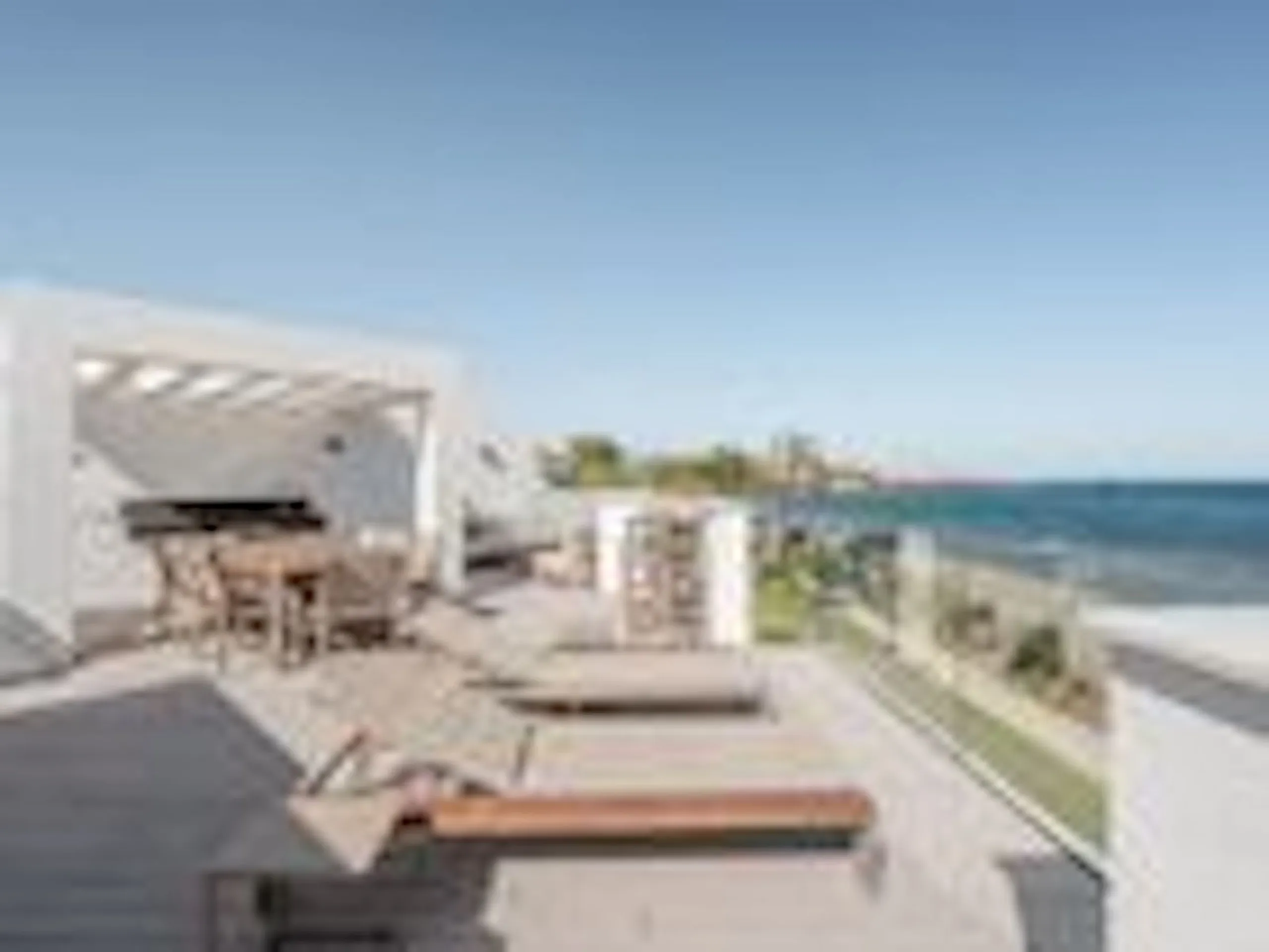 Experience luxury coastal living at The Islands, Estepona, an exclusive first-line beach urbanization offering direct access to the Mediterranean. This prestigious residential community combines modern architecture with elegant design, providing the perfe