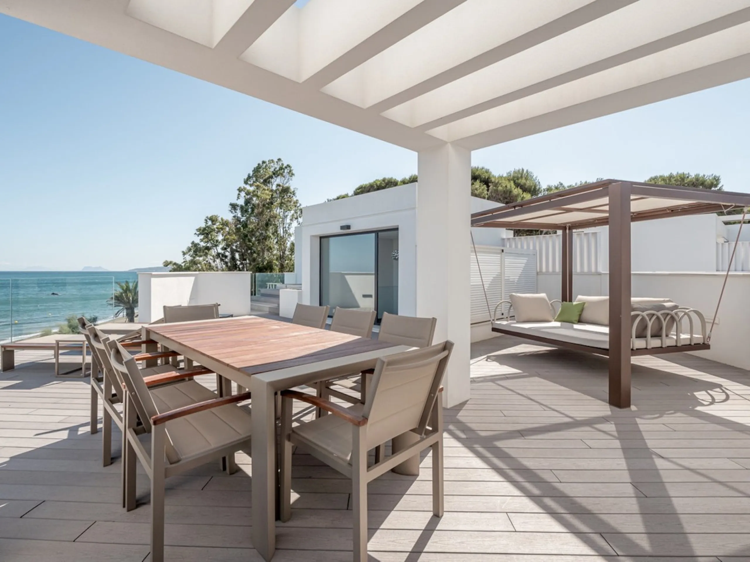 Experience luxury coastal living at The Islands, Estepona, an exclusive first-line beach urbanization offering direct access to the Mediterranean. This prestigious residential community combines modern architecture with elegant design, providing the perfe
