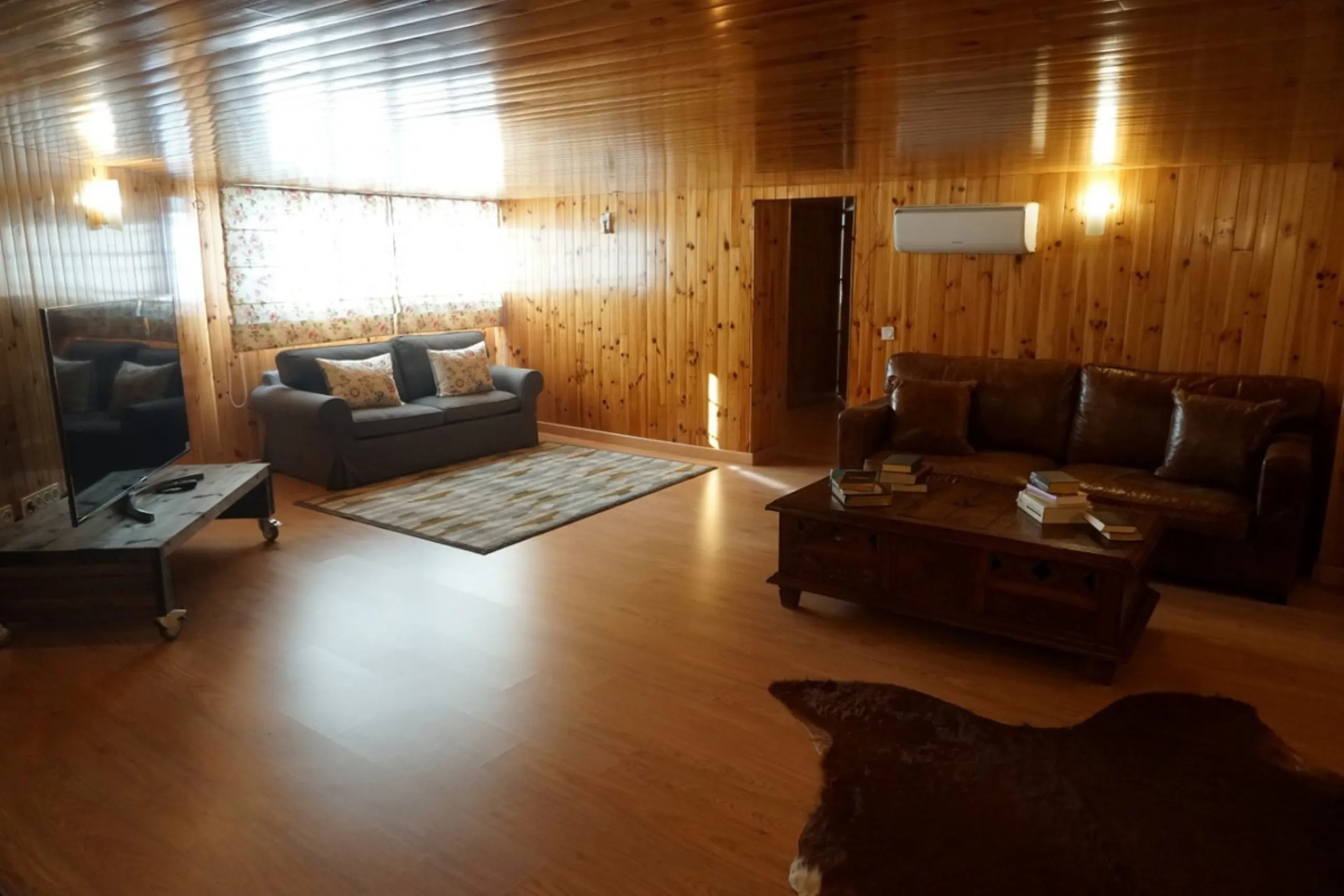 Independent house, Caleta de Vélez boasts of being the most important fishing port in the province of Malaga. You can walk along the pier and see how the fishermen prepare their fising nets and, at dawn, enjoy watching the fishing boats come in to arrive 
