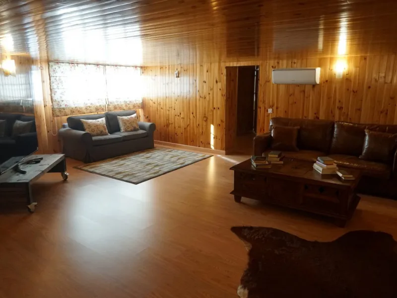 Independent house, Caleta de Vélez boasts of being the most important fishing port in the province of Malaga. You can walk along the pier and see how the fishermen prepare their fising nets and, at dawn, enjoy watching the fishing boats come in to arrive 