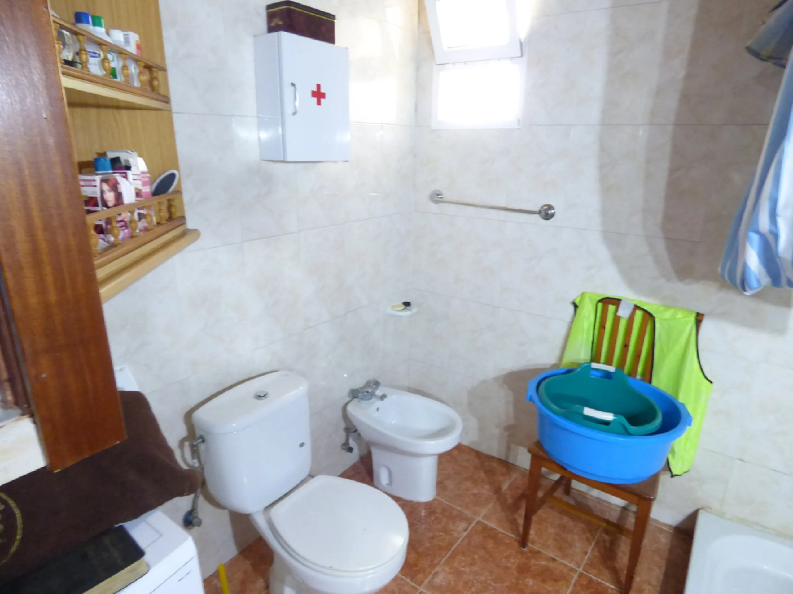 PLOT IN EL HORNILLO WITH BUILT HOUSING, GARDENS, FRUIT TREES, STORAGE AND MORE CONSTRUCTIONS