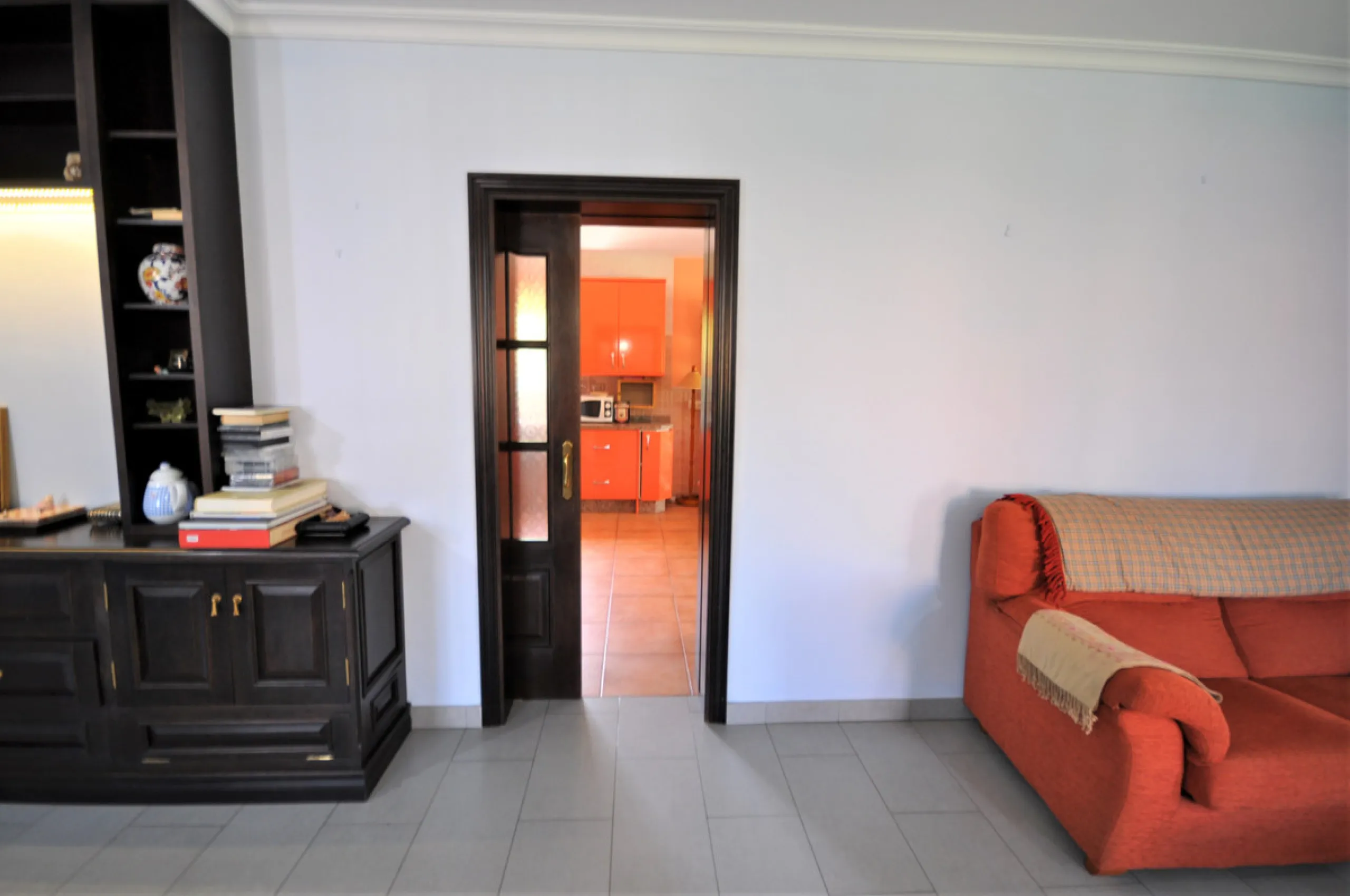 House - Detached Villa в продаже в Casares, Málaga. В доме 4 спален и 3 ванных комнат. Площадь дома 310 м². Площадь участка 2200 м²