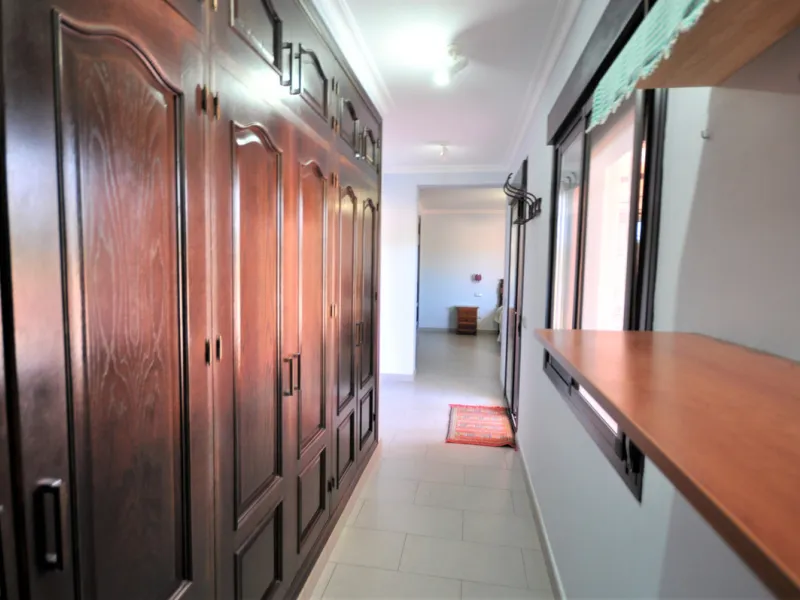 House - Detached Villa в продаже в Casares, Málaga. В доме 4 спален и 3 ванных комнат. Площадь дома 310 м². Площадь участка 2200 м²