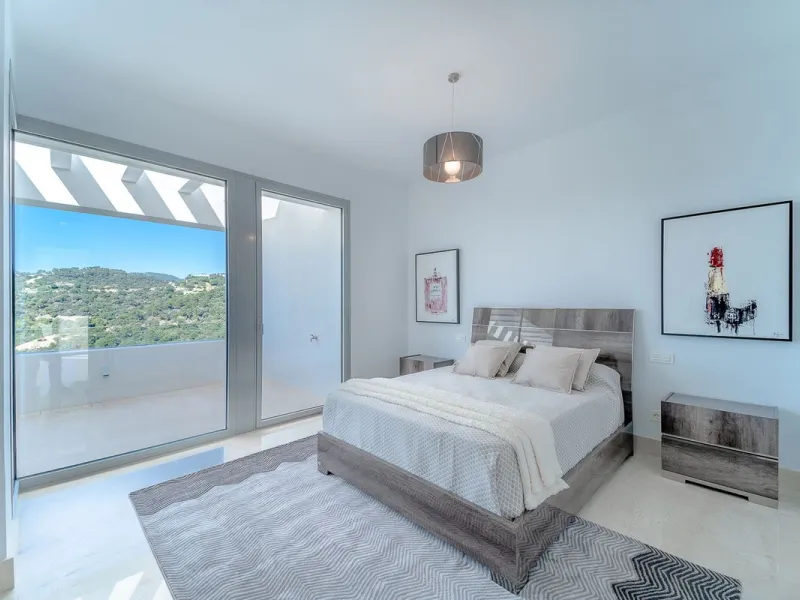 Newly built contemporary villa, finished on two floors plus basement, plus roof top, accessible by stairs and elevator. It is located in a natural environment, surrounded by golf and mountain, providing nice open views to those, panoramic sea view from th
