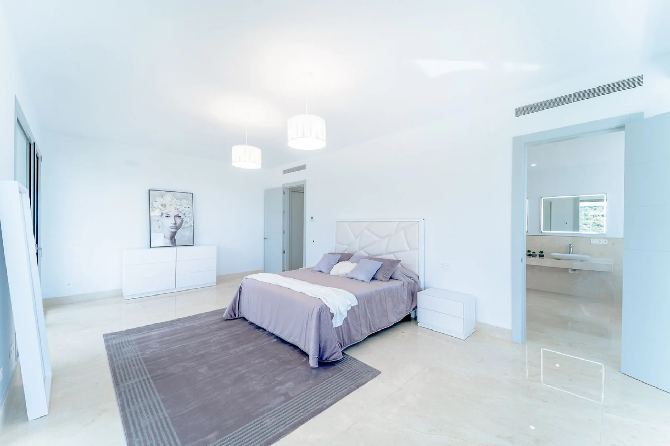 Newly built contemporary villa, finished on two floors plus basement, plus roof top, accessible by stairs and elevator. It is located in a natural environment, surrounded by golf and mountain, providing nice open views to those, panoramic sea view from th