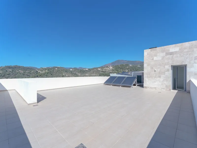 Newly built contemporary villa, finished on two floors plus basement, plus roof top, accessible by stairs and elevator. It is located in a natural environment, surrounded by golf and mountain, providing nice open views to those, panoramic sea view from th