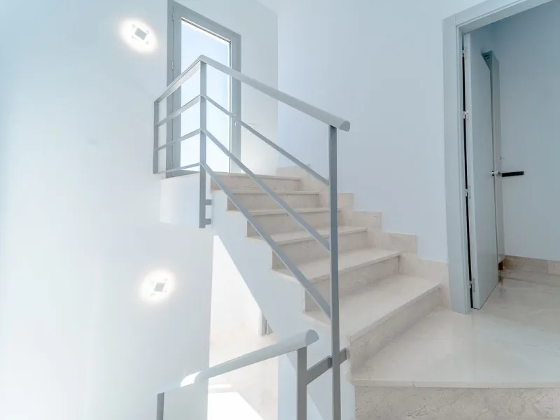 Newly built contemporary villa, finished on two floors plus basement, plus roof top, accessible by stairs and elevator. It is located in a natural environment, surrounded by golf and mountain, providing nice open views to those, panoramic sea view from th